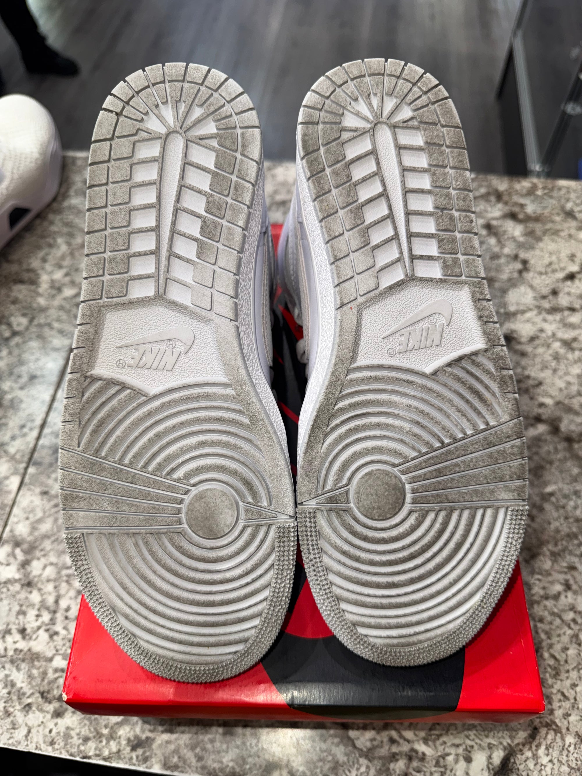 Jordan 1 Retro High '85 Neutral Grey