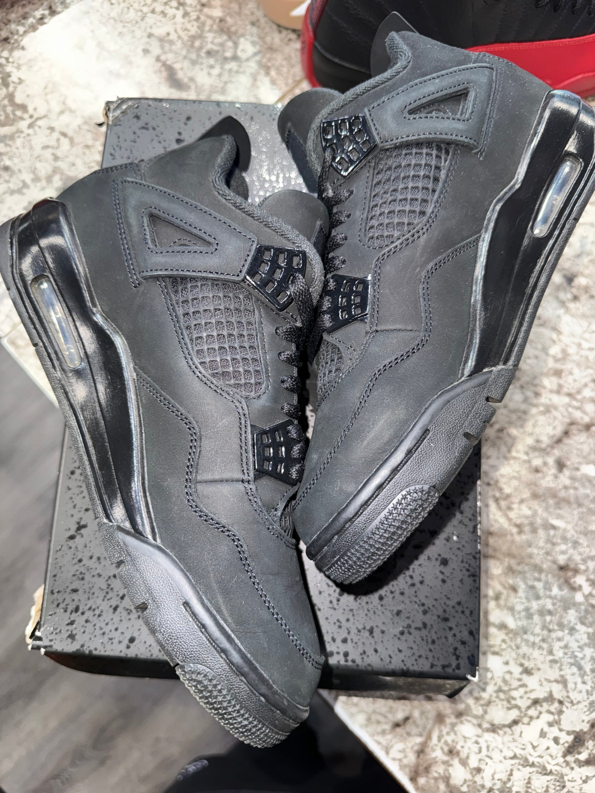 Jordan 4 Retro Black Cat (2025)
