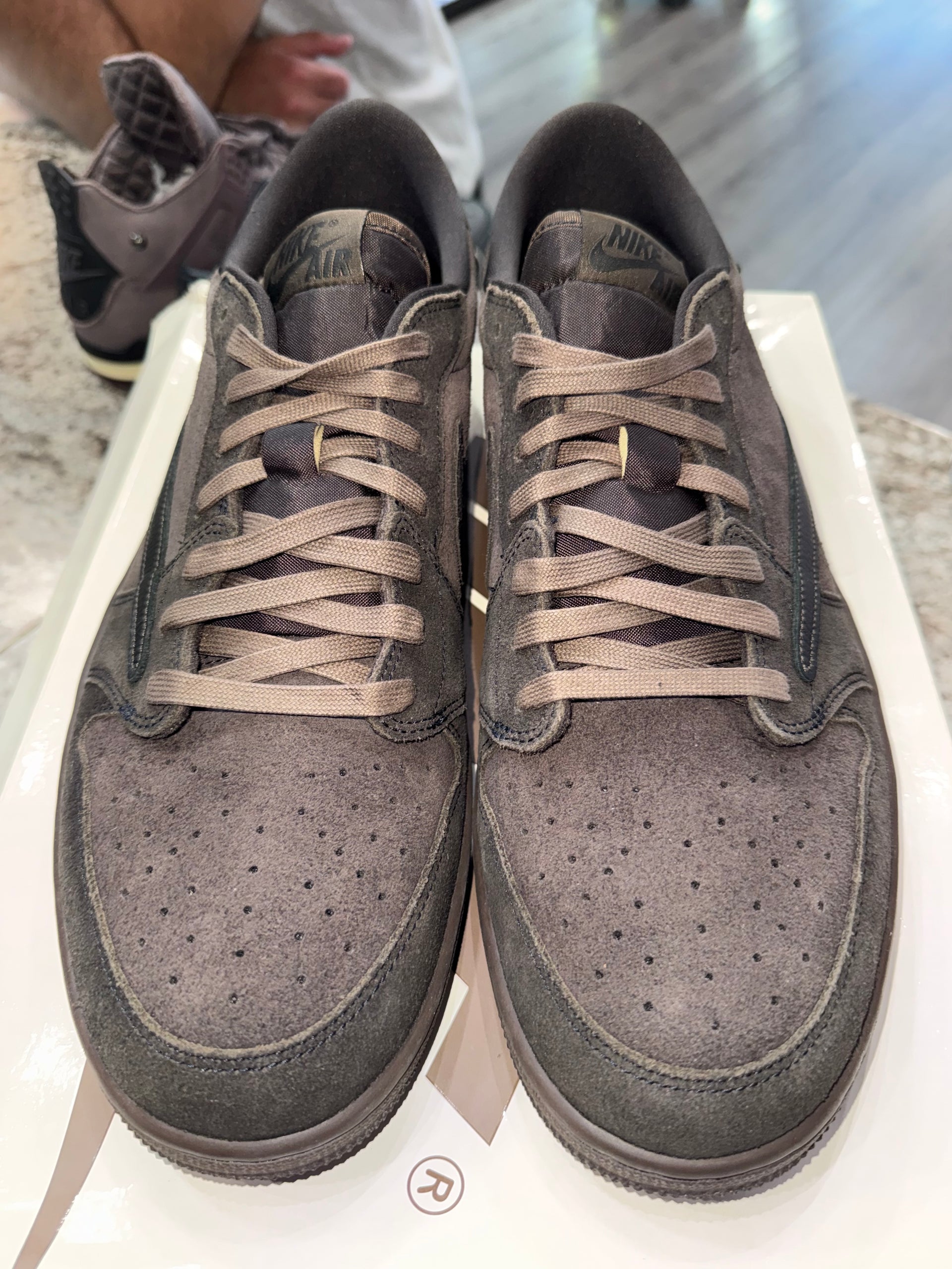 Jordan 1 Retro Low OG SP Travis Scott Velvet Brown (SAMPLE)