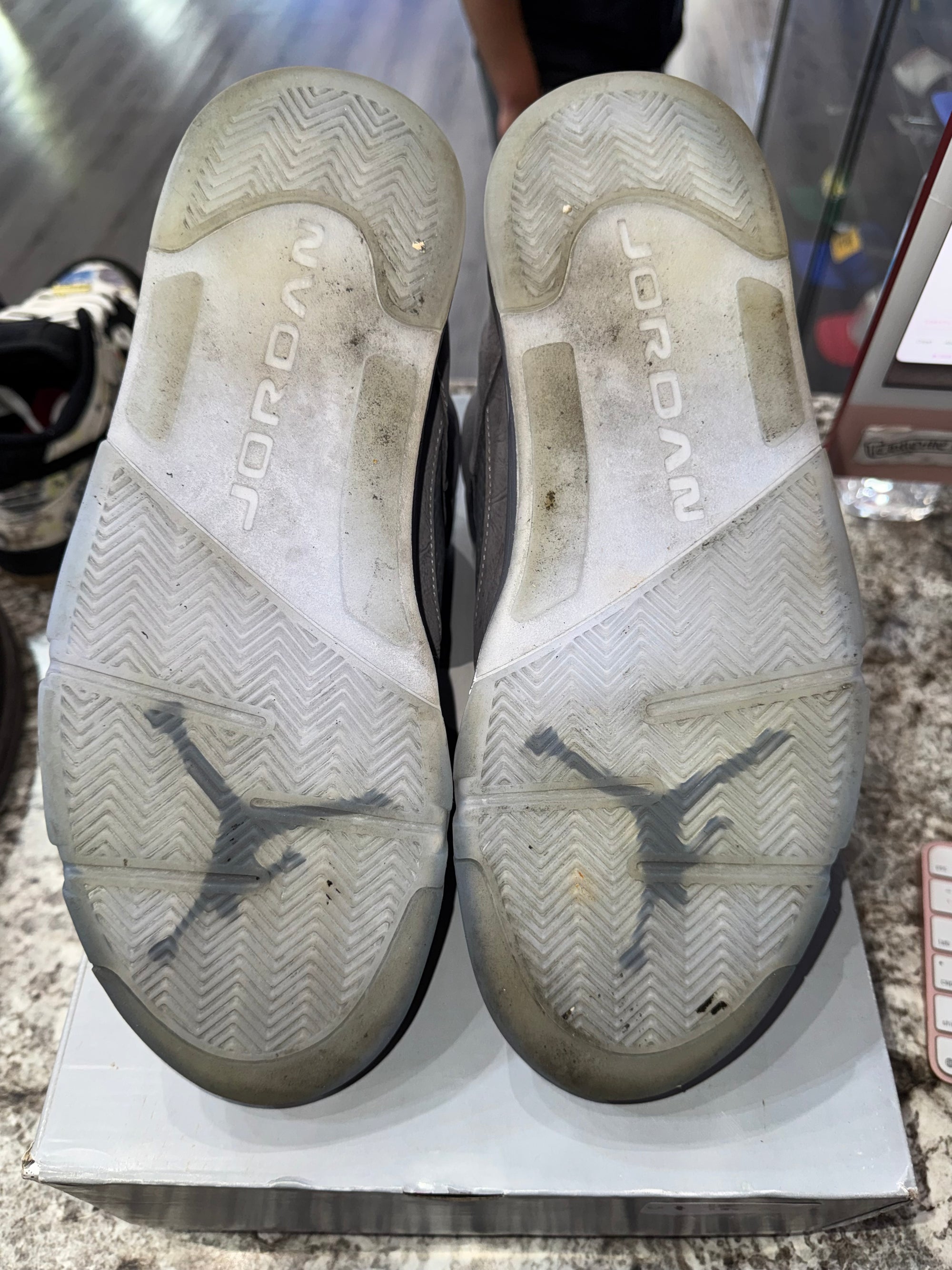 Jordan 5 Retro Wolf Grey (2026)