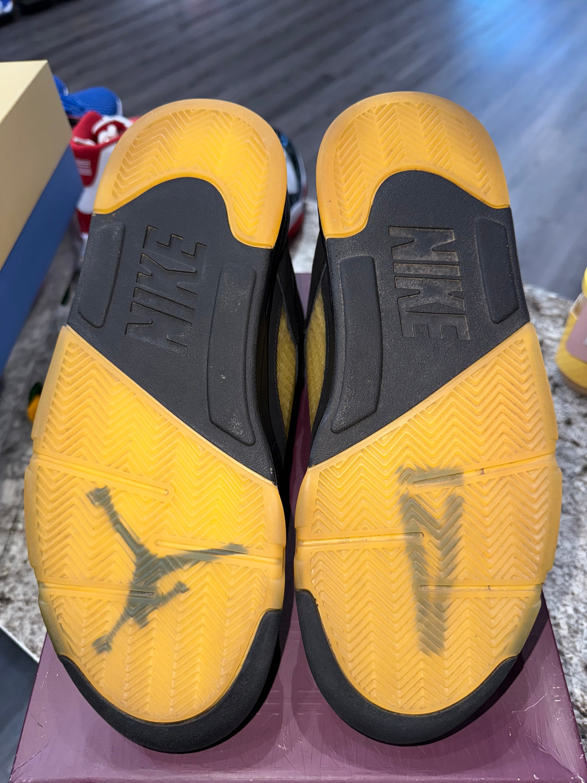 Jordan 5 Retro A Ma Maniére Dusk