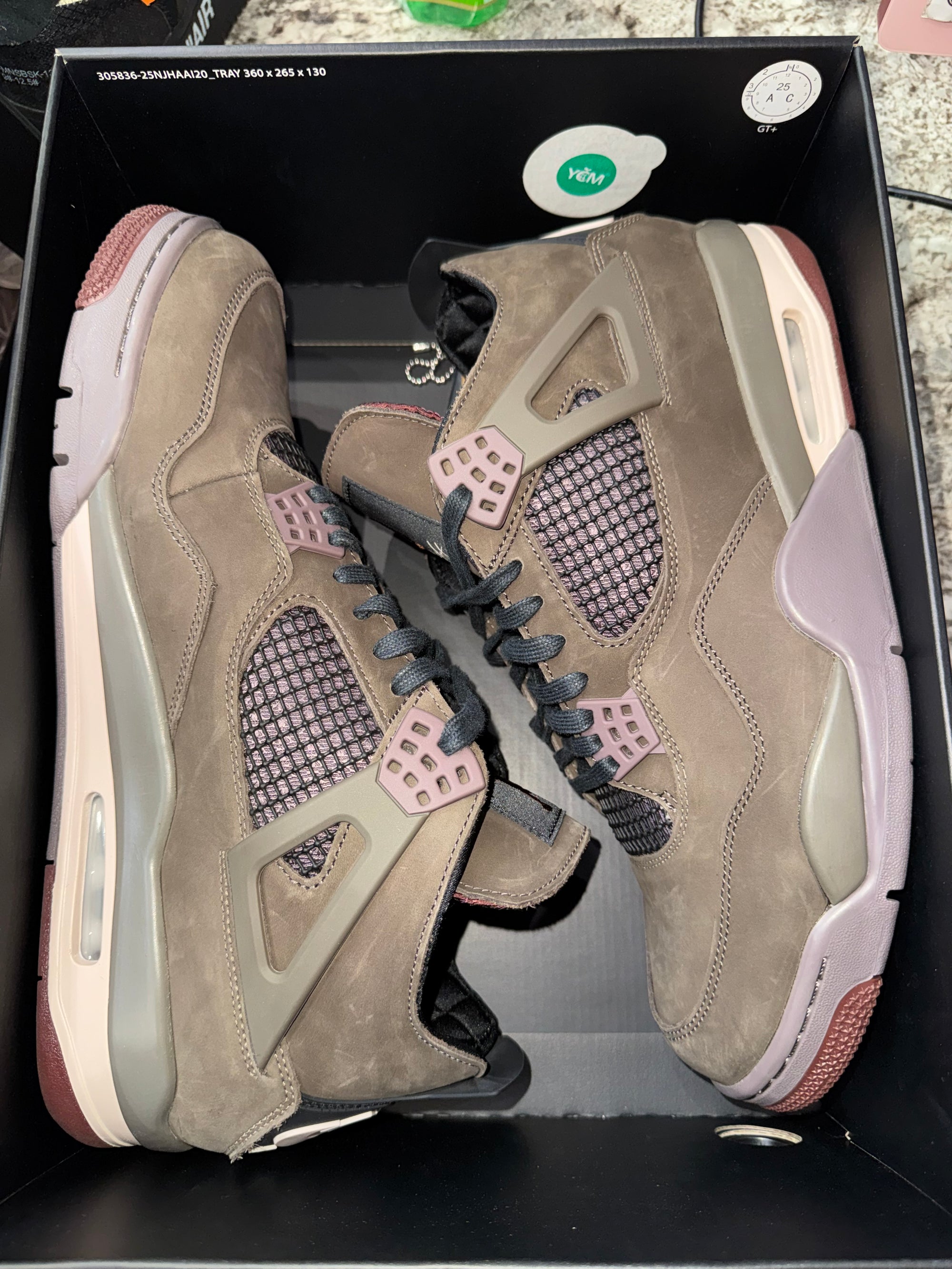 Jordan 4 Retro SP A Ma Maniére Dark Mocha