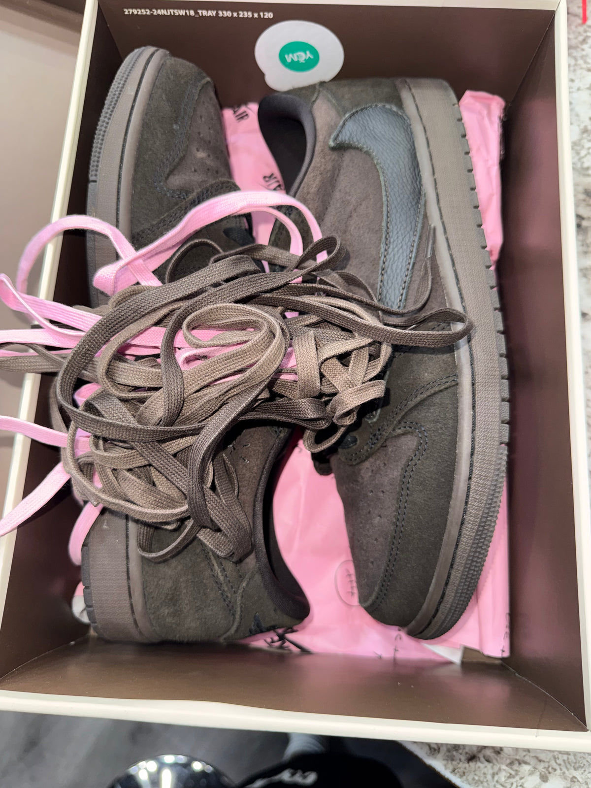 Jordan 1 Retro Low OG SP Travis Scott Velvet Brown