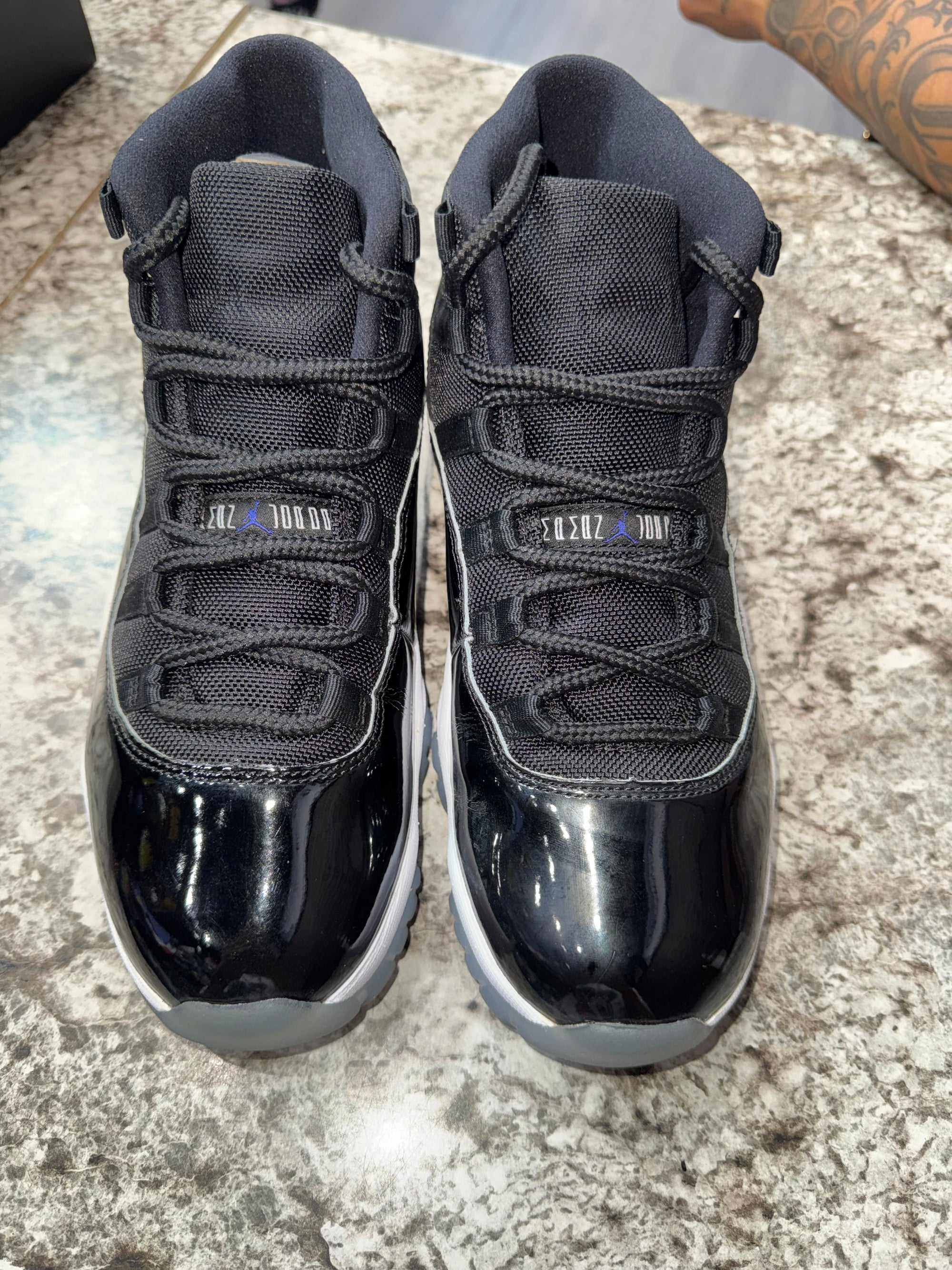 Jordan 11 Retro Space Jam (2016)