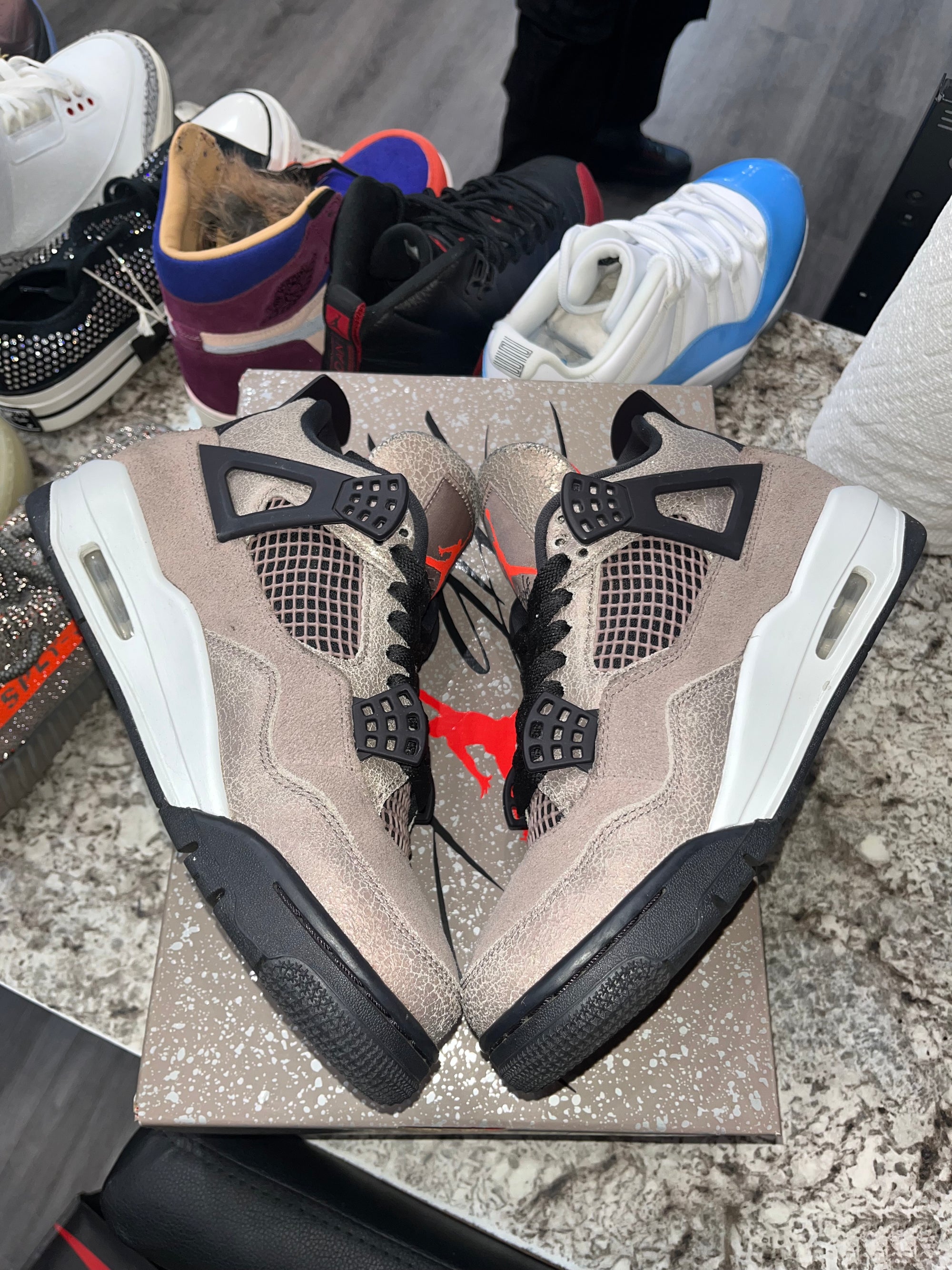 Jordan 4 Retro Taupe Haze