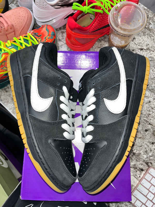 Nike Dunk Low Pro SB Black White Gum