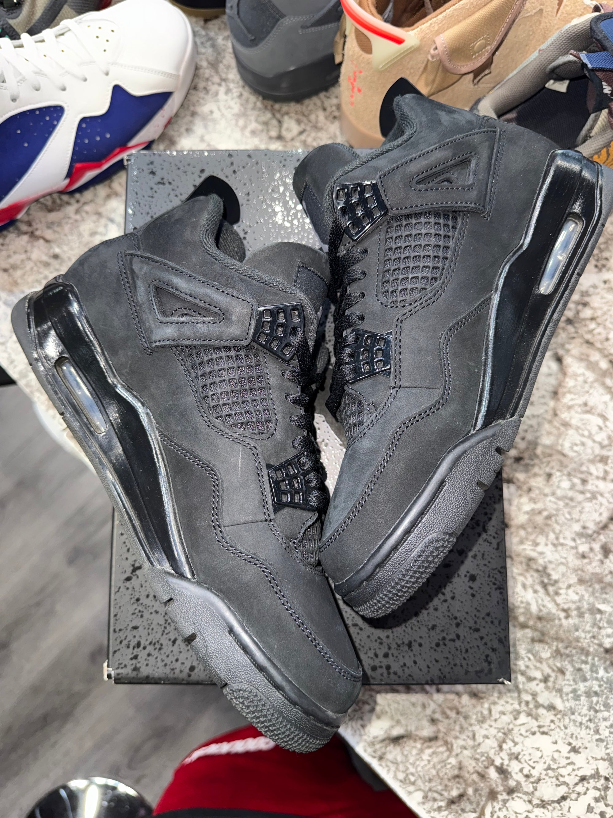 Jordan 4 Retro Black Cat (2025)