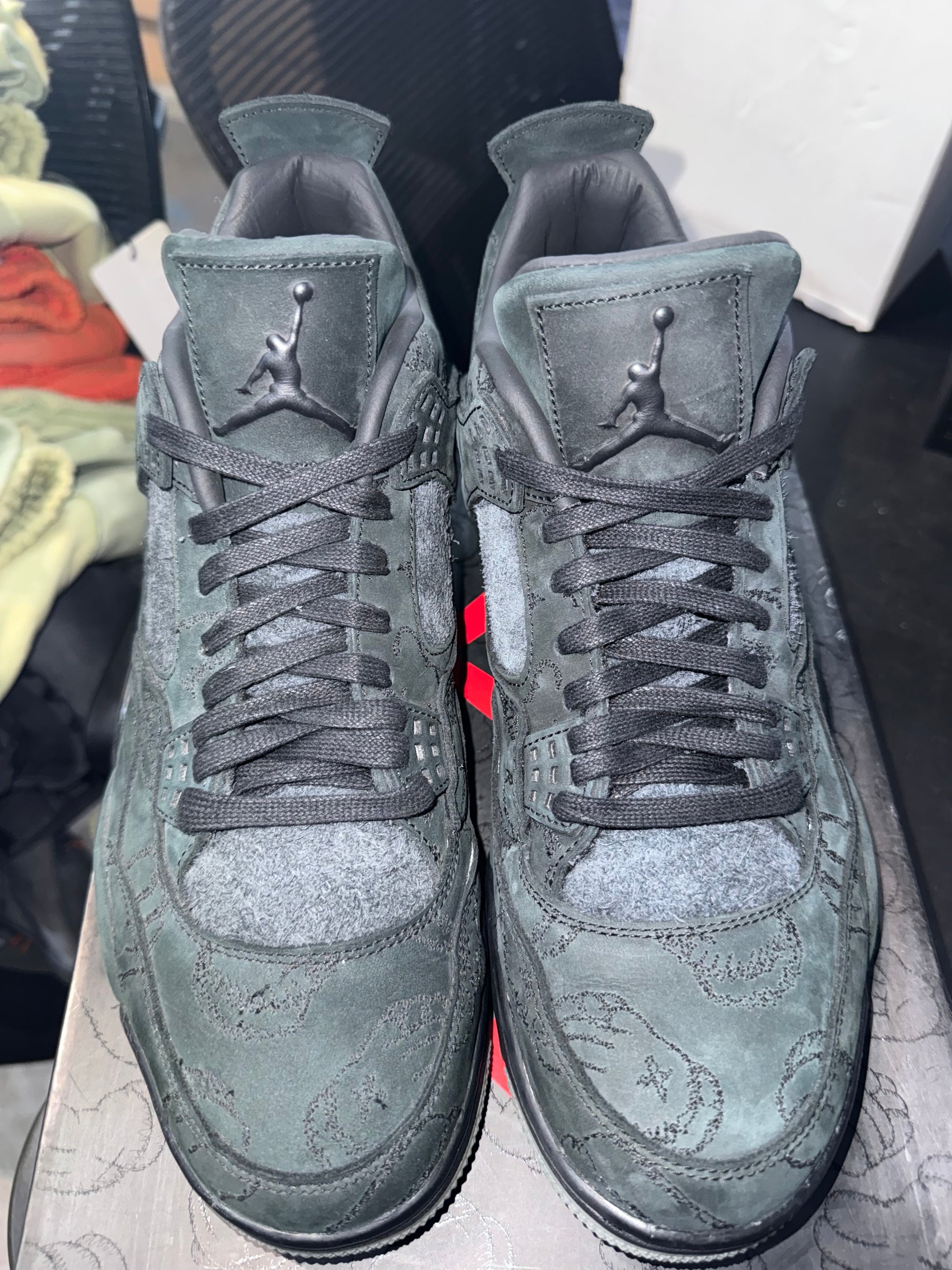 Jordan 4 Retro Kaws Black