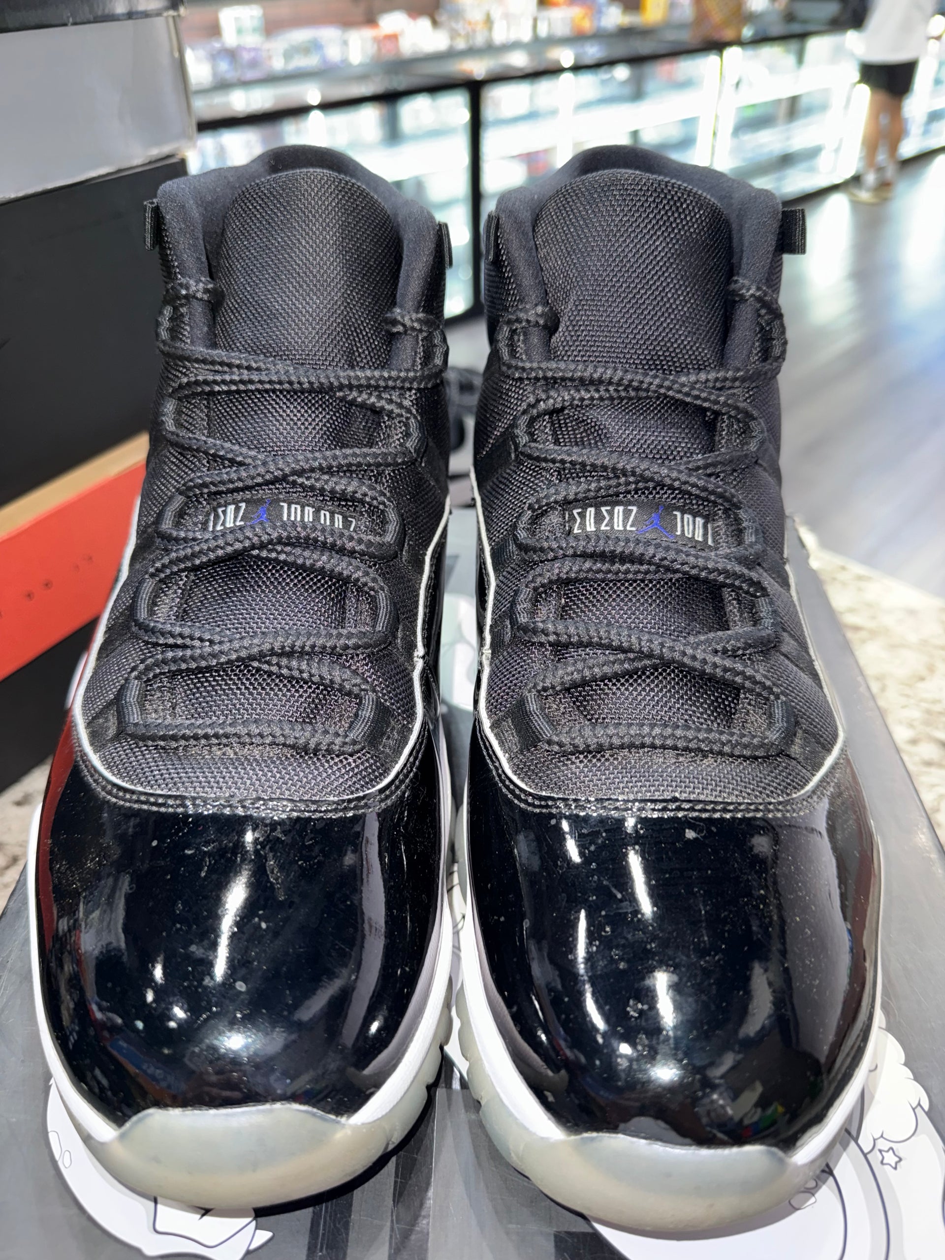 Jordan 11 Retro Space Jam (2016)