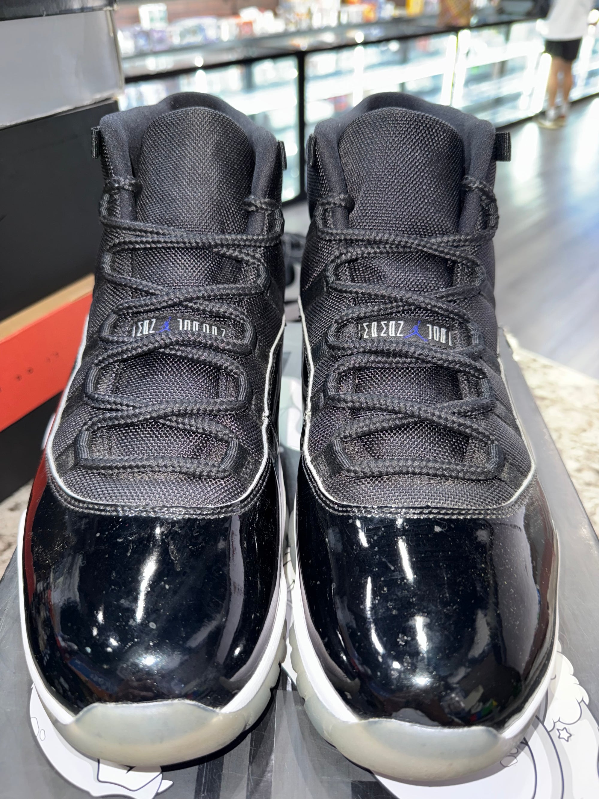 Jordan 11 Retro Space Jam (2016)