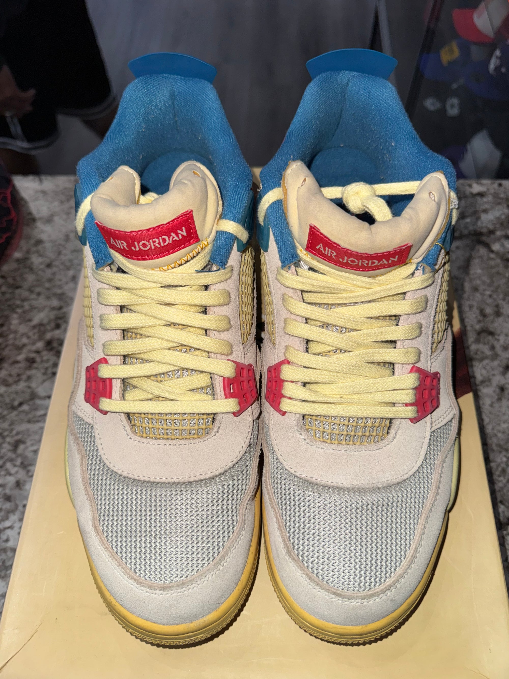 Jordan 4 Retro Union Guava Ice