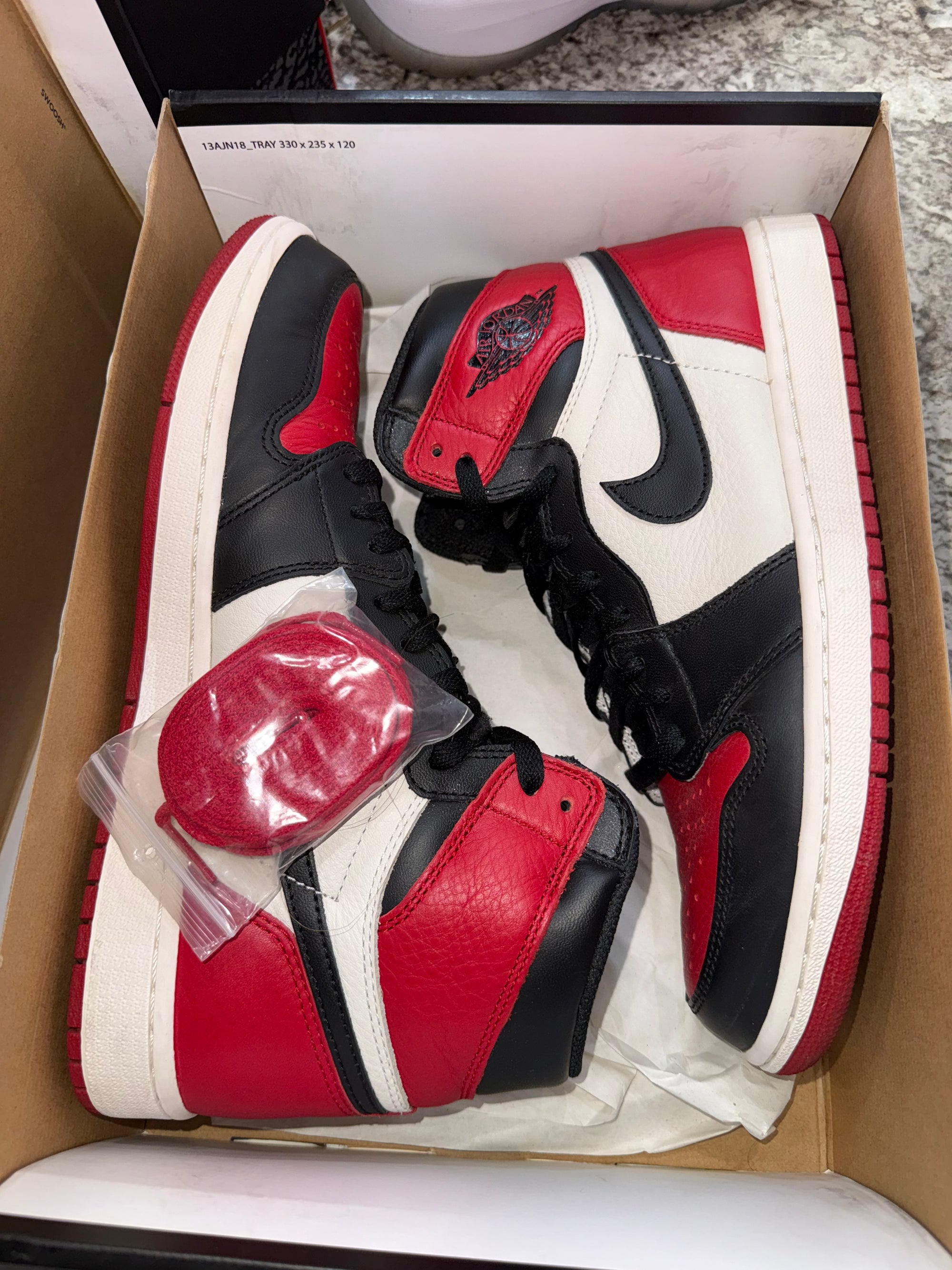 Jordan 1 Retro High Bred Toe