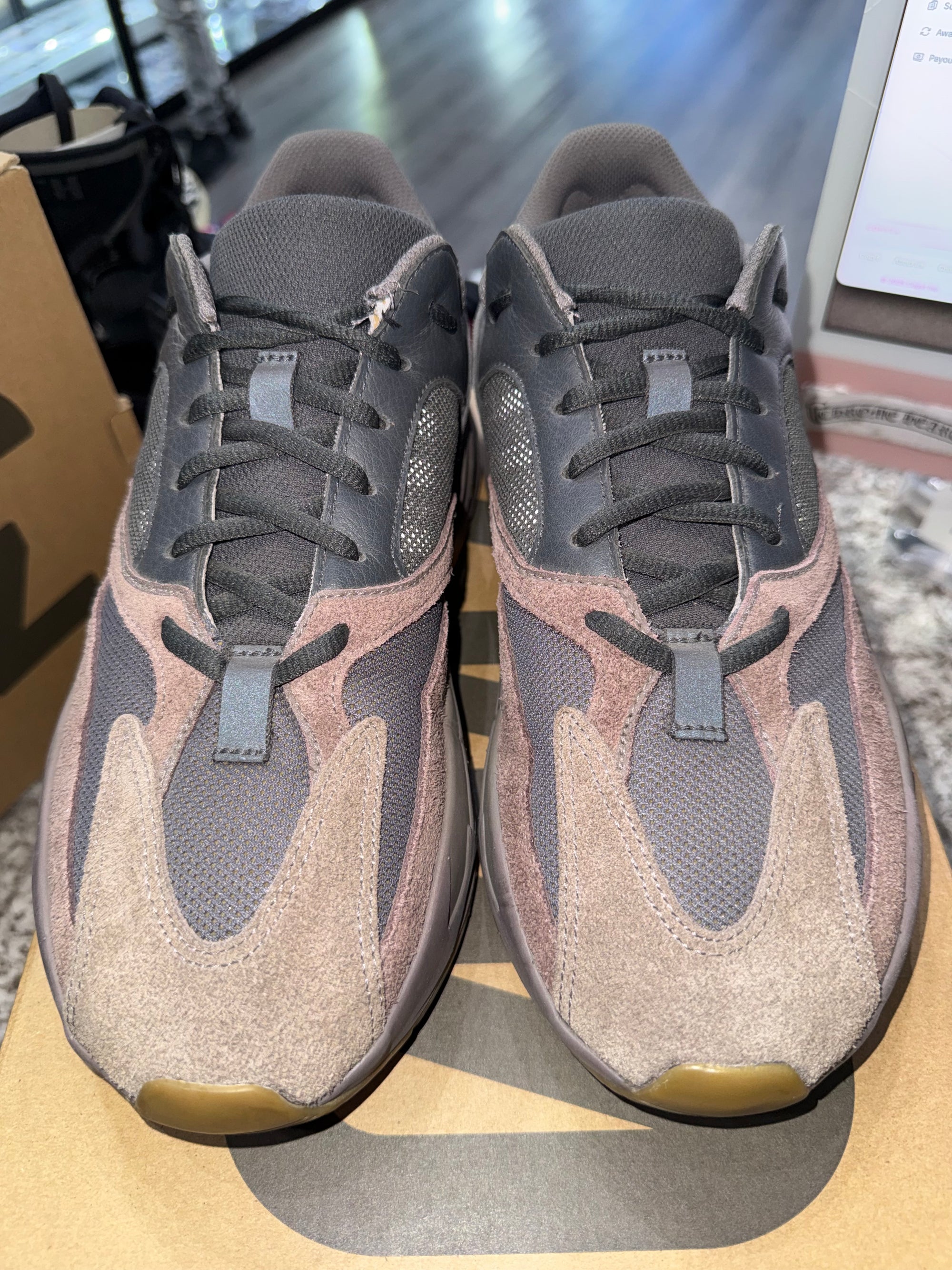 adidas Yeezy Boost 700 Mauve