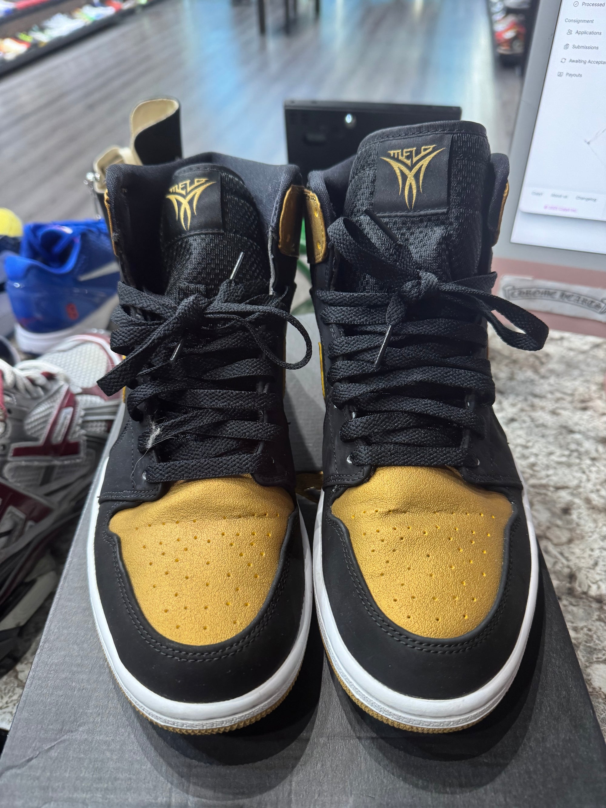 Jordan 1 Retro Melo PE (Damaged Box)
