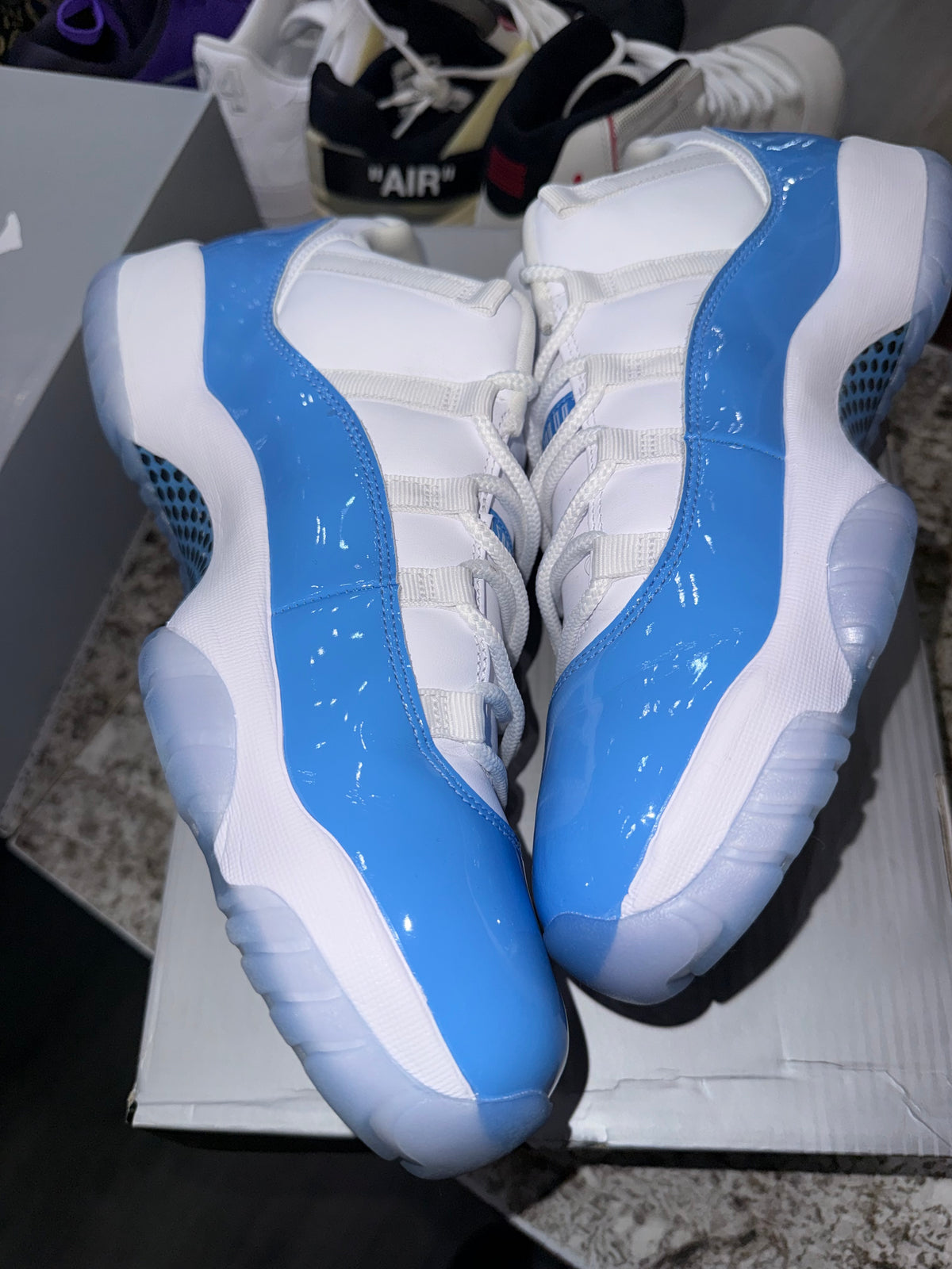 Jordan 11 Retro Low University Blue (2026)