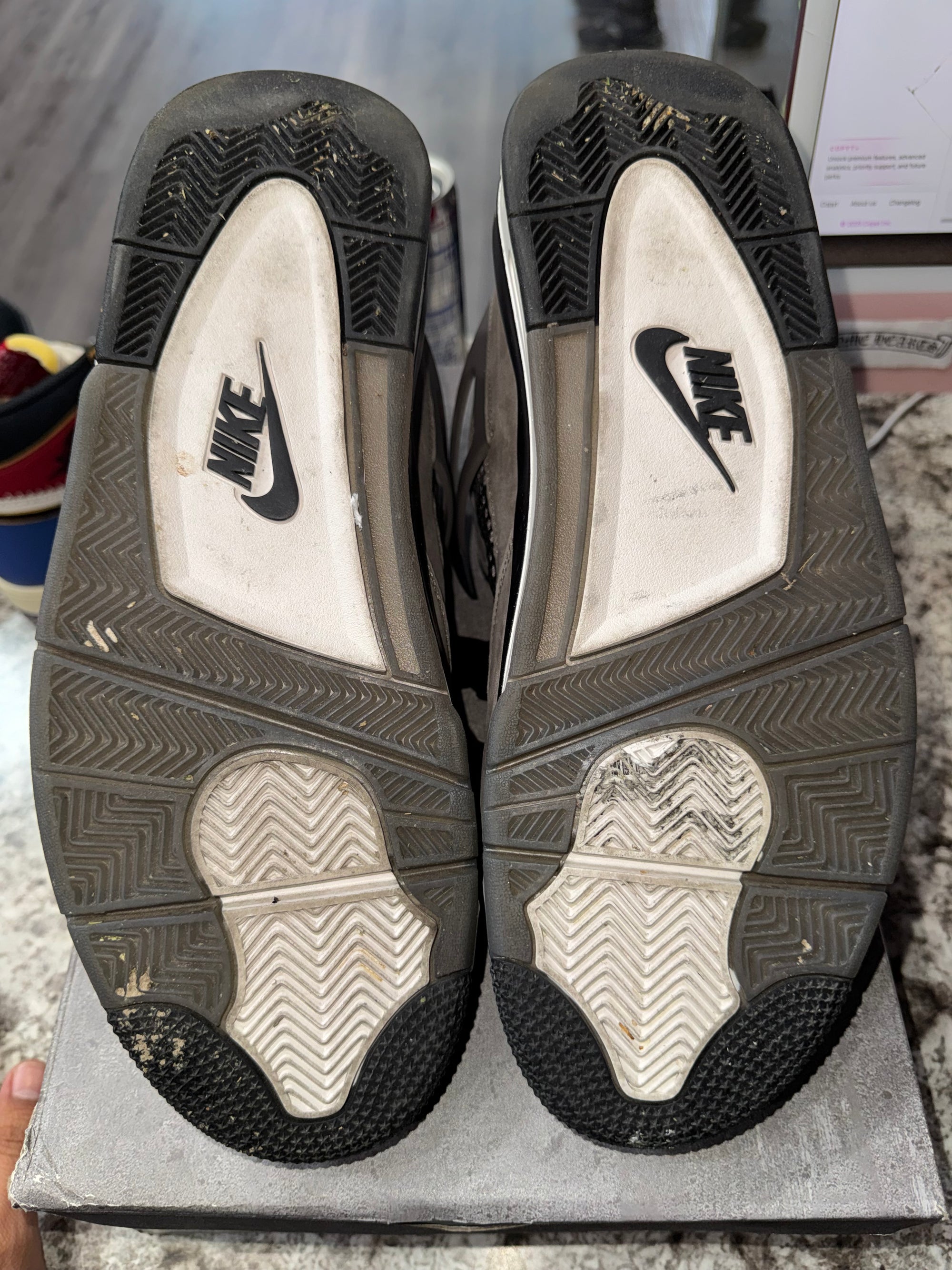 Jordan 4 Retro Cave Stone