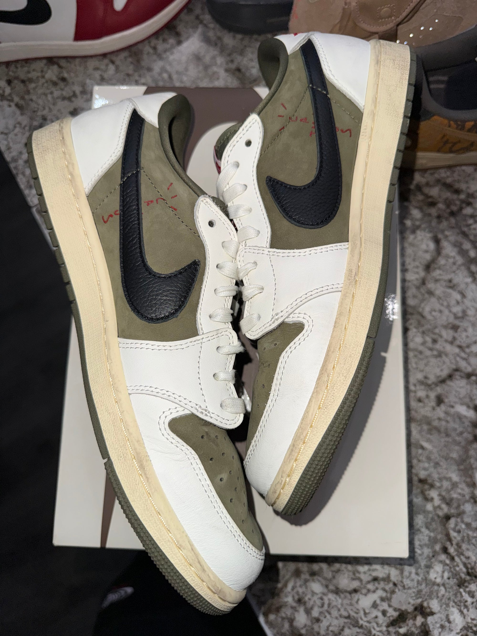 Jordan 1 Retro Low OG SP Travis Scott Medium Olive