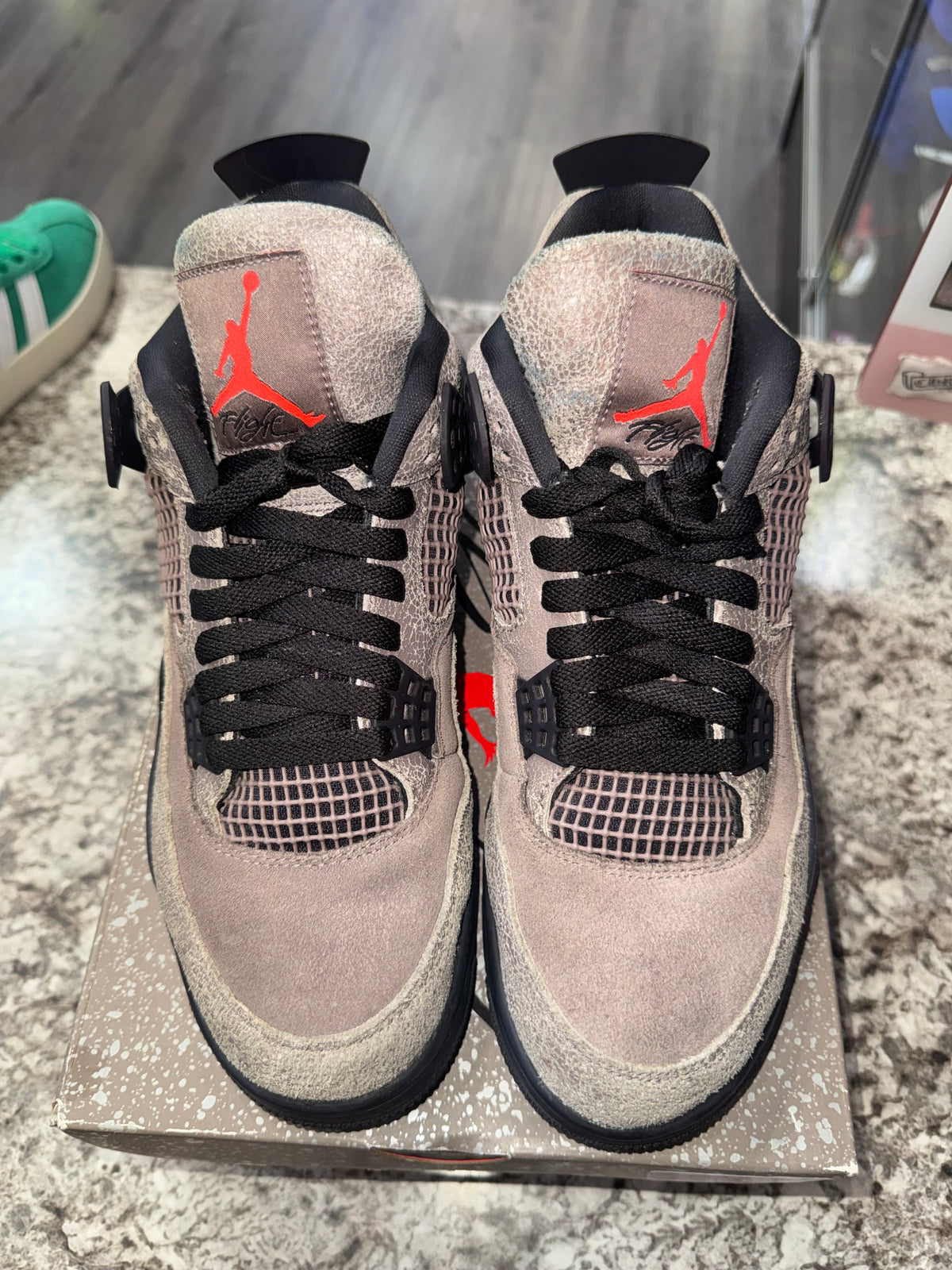 Jordan 4 Retro Taupe Haze