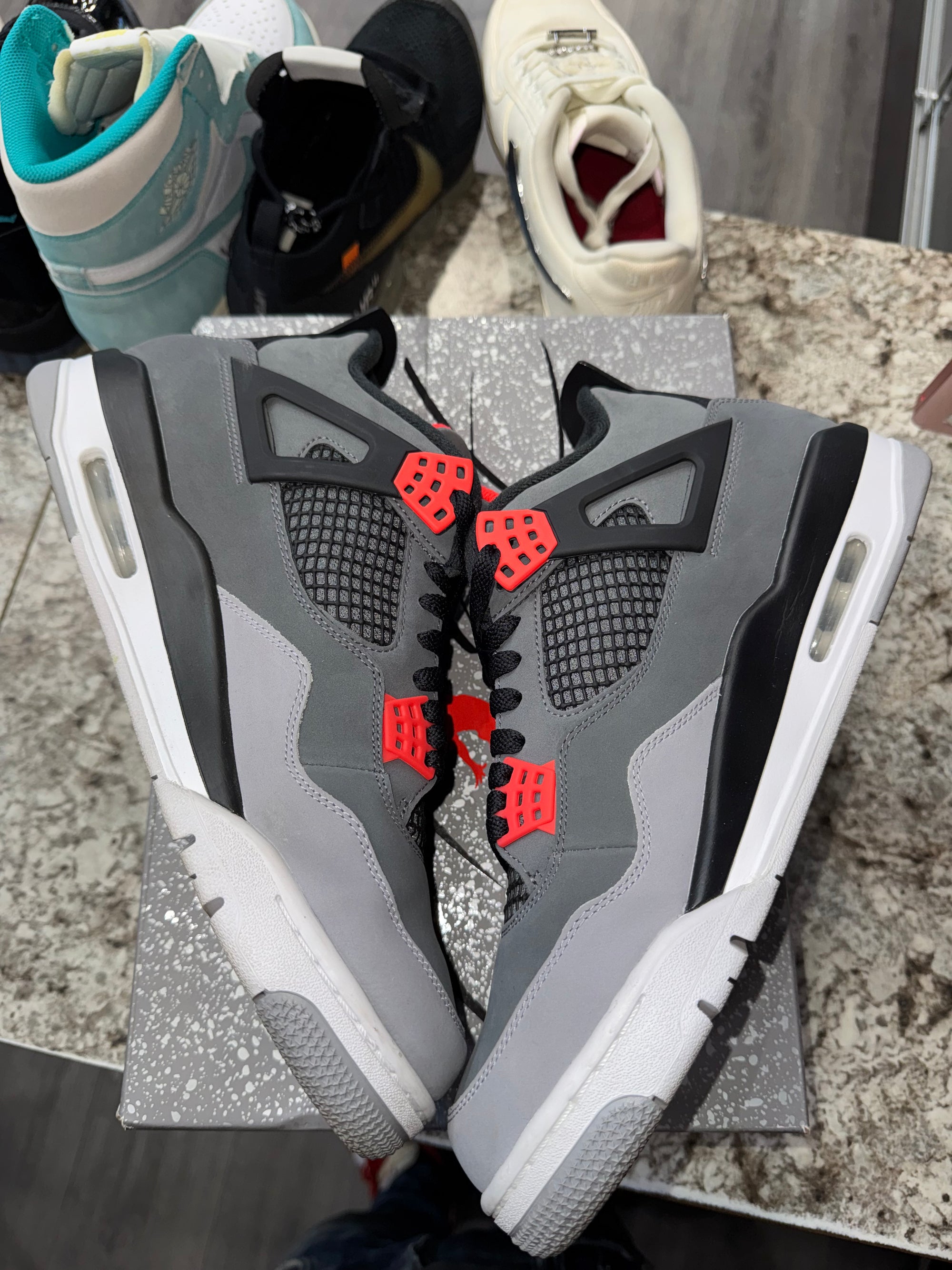 Jordan 4 Retro Infrared