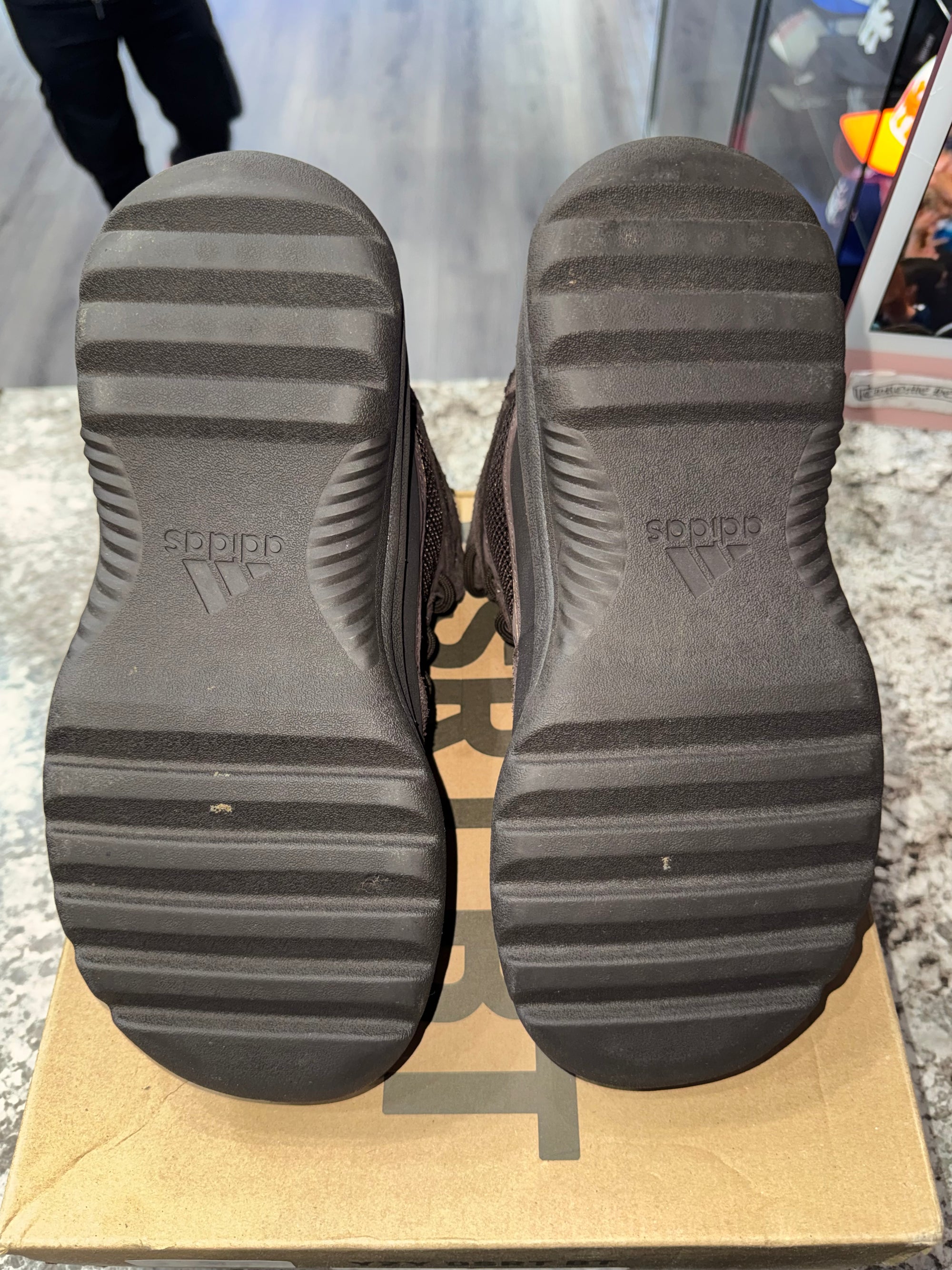 adidas Yeezy Desert Boot Oil