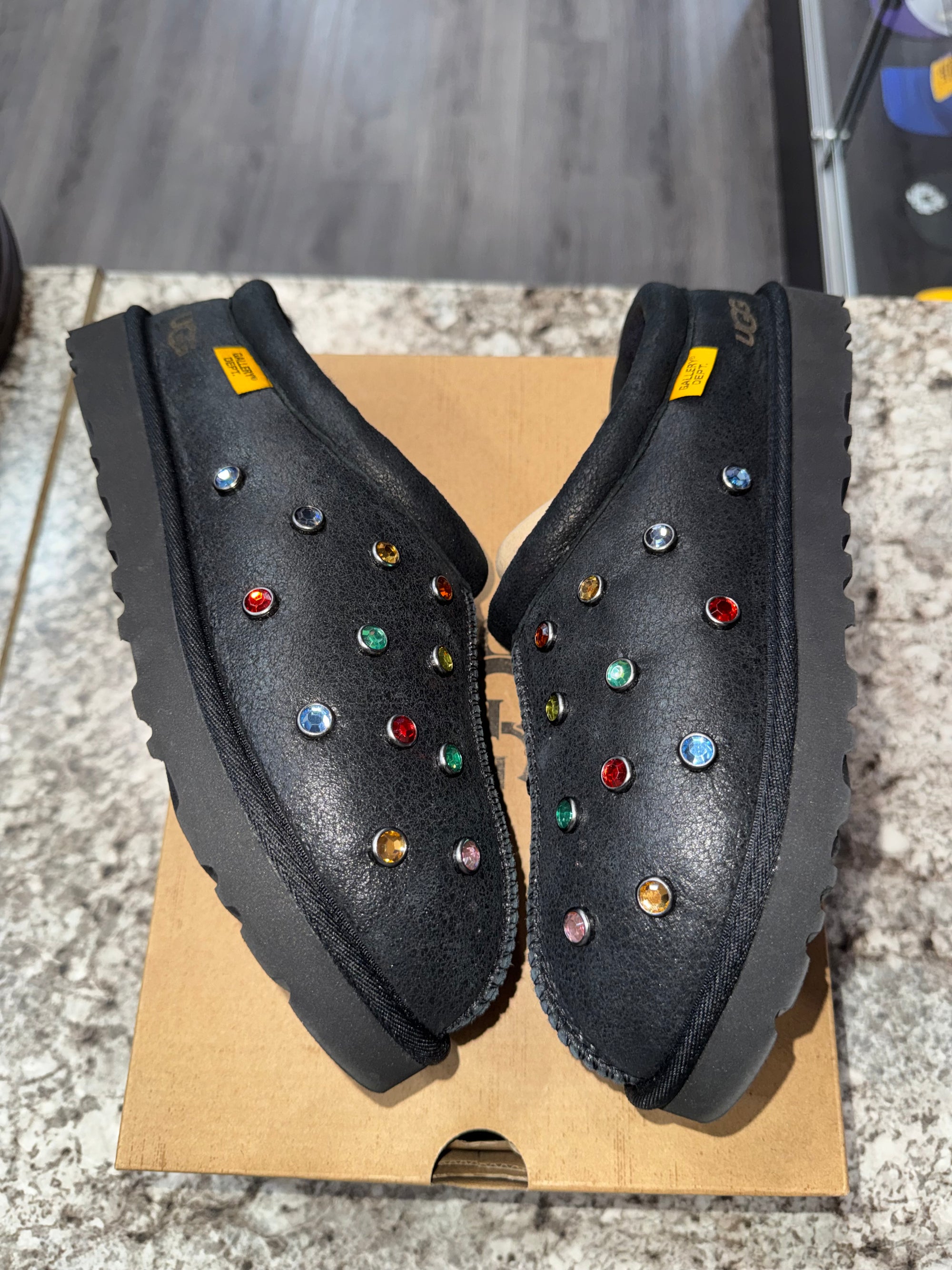 UGG Tasman Slipper Gallery Dept. Black