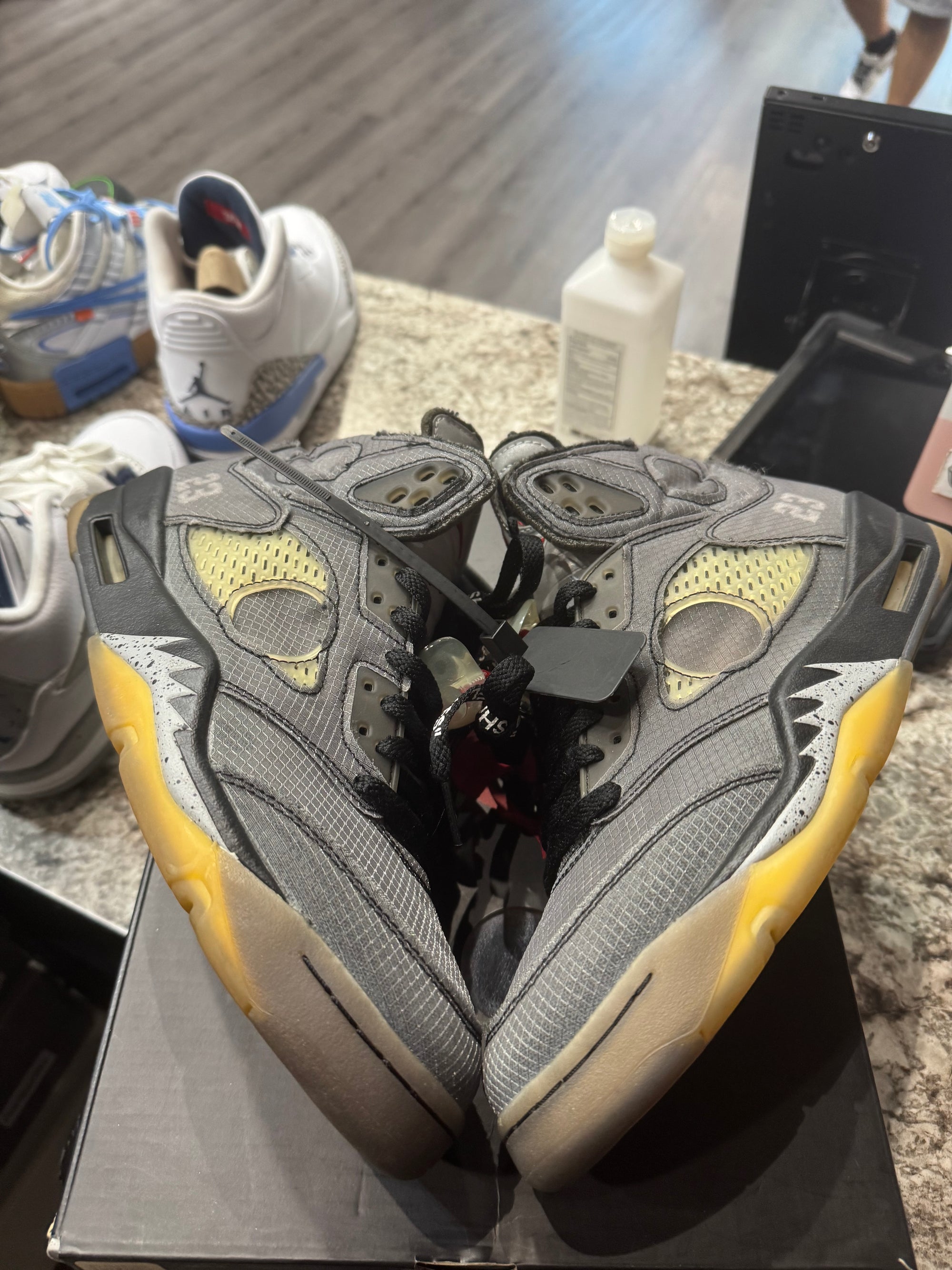 Jordan 5 Retro Off-White Muslin