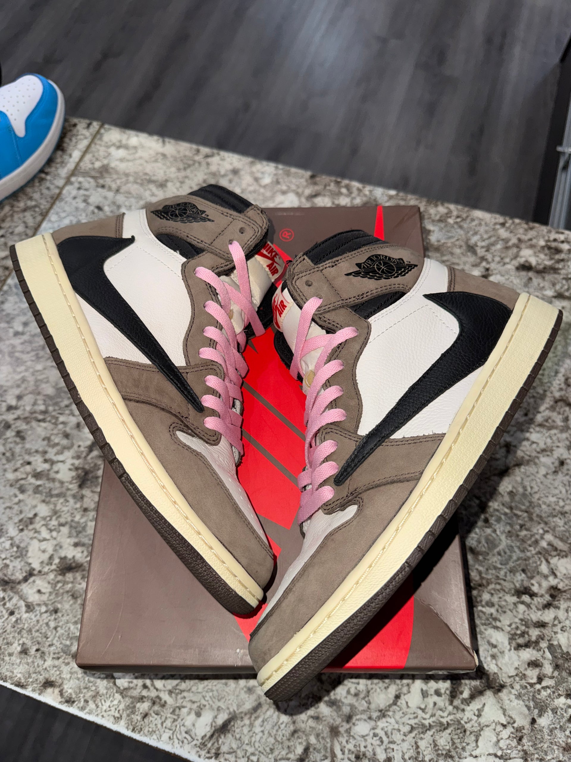 Jordan 1 Retro High OG SP Travis Scott Mocha