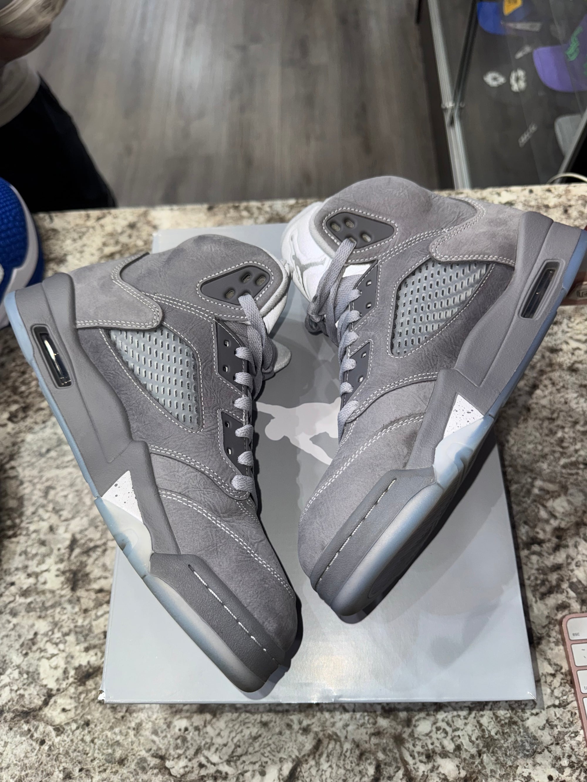 Jordan 5 Retro Wolf Grey (2026)