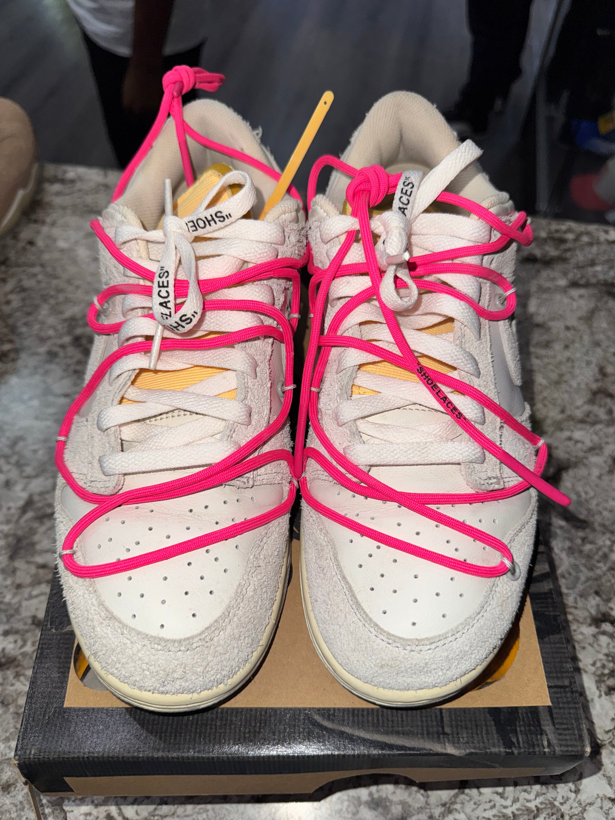 Nike Dunk Low Off-White Lot 17