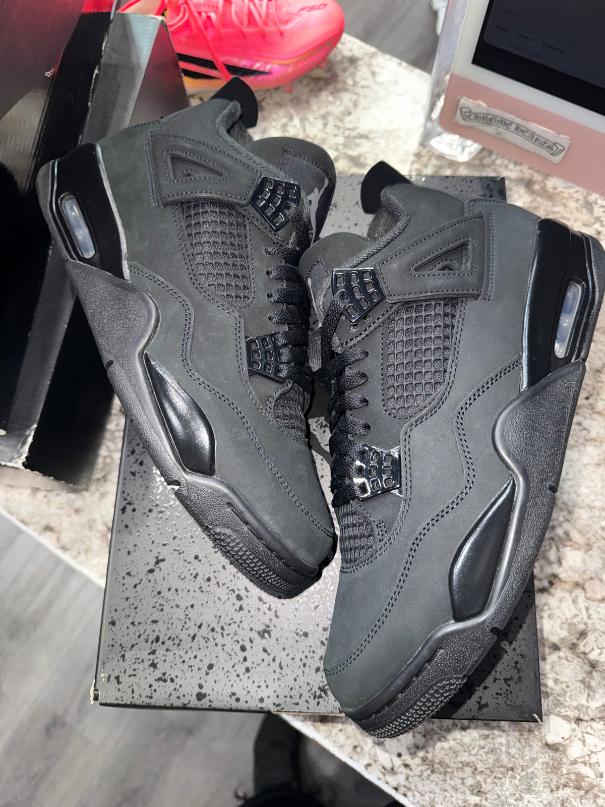 Jordan 4 Retro Black Cat (2025)