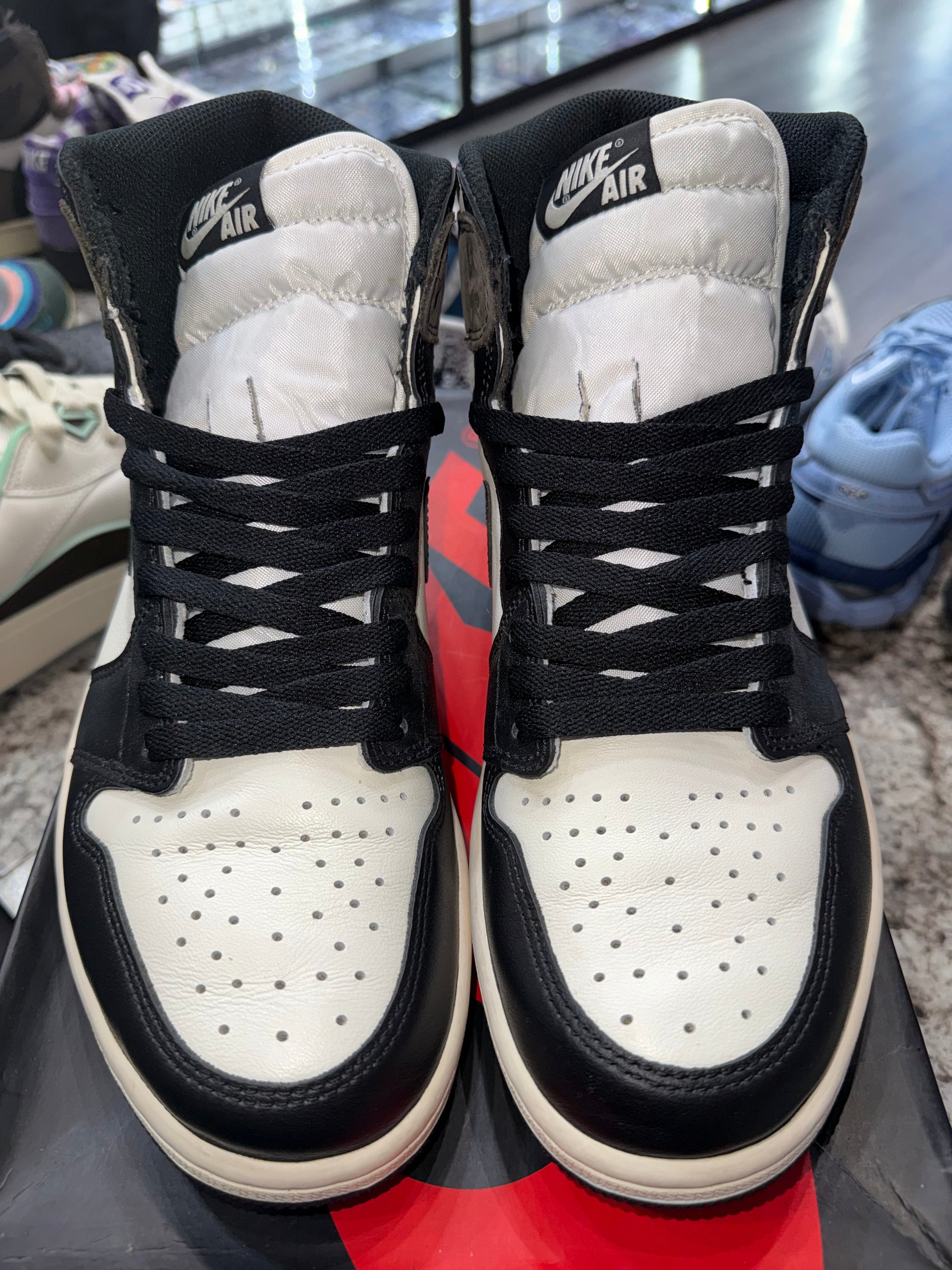 Jordan 1 Retro High Dark Mocha