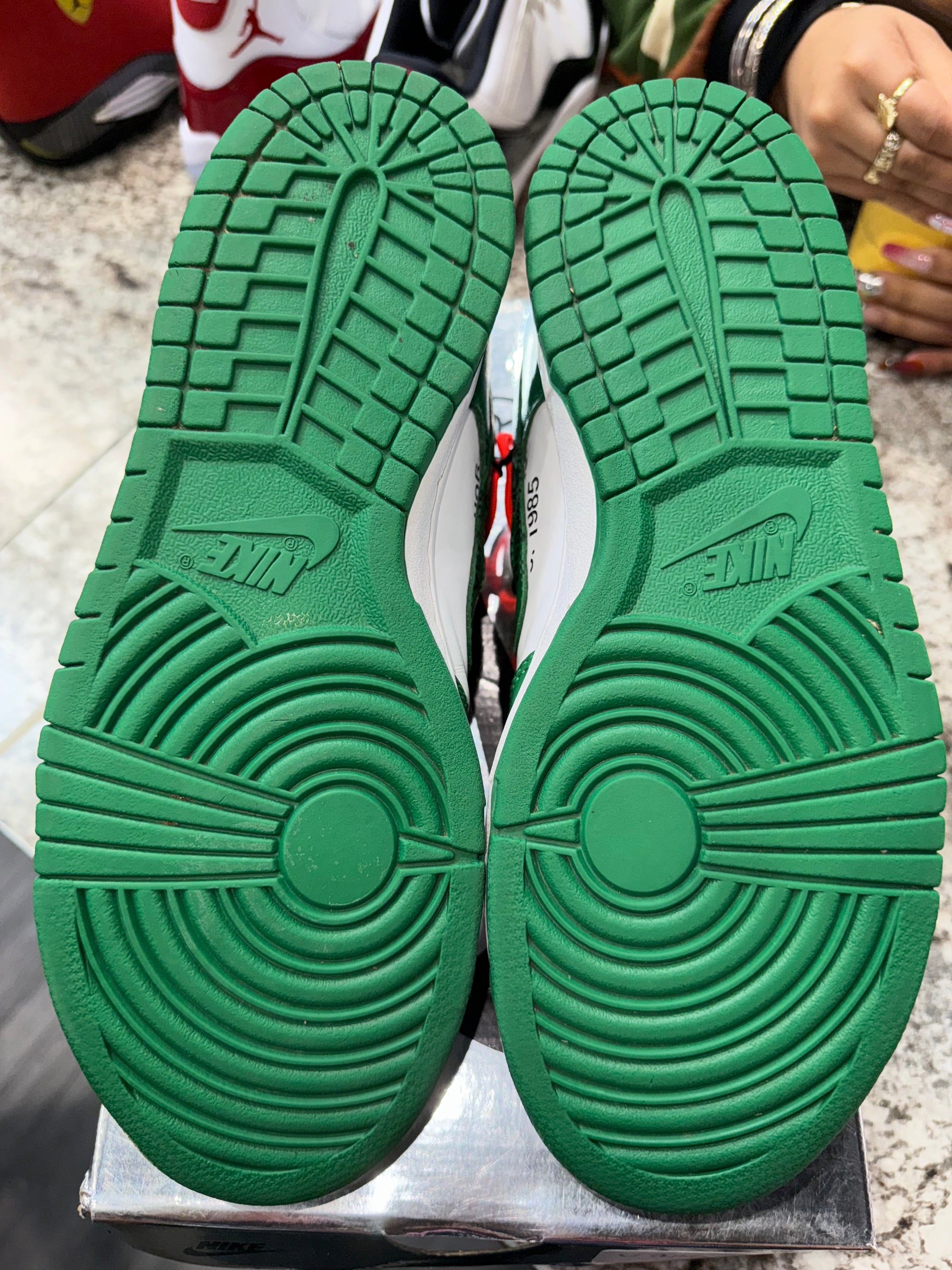 Nike Dunk Low Off-White Pine Green