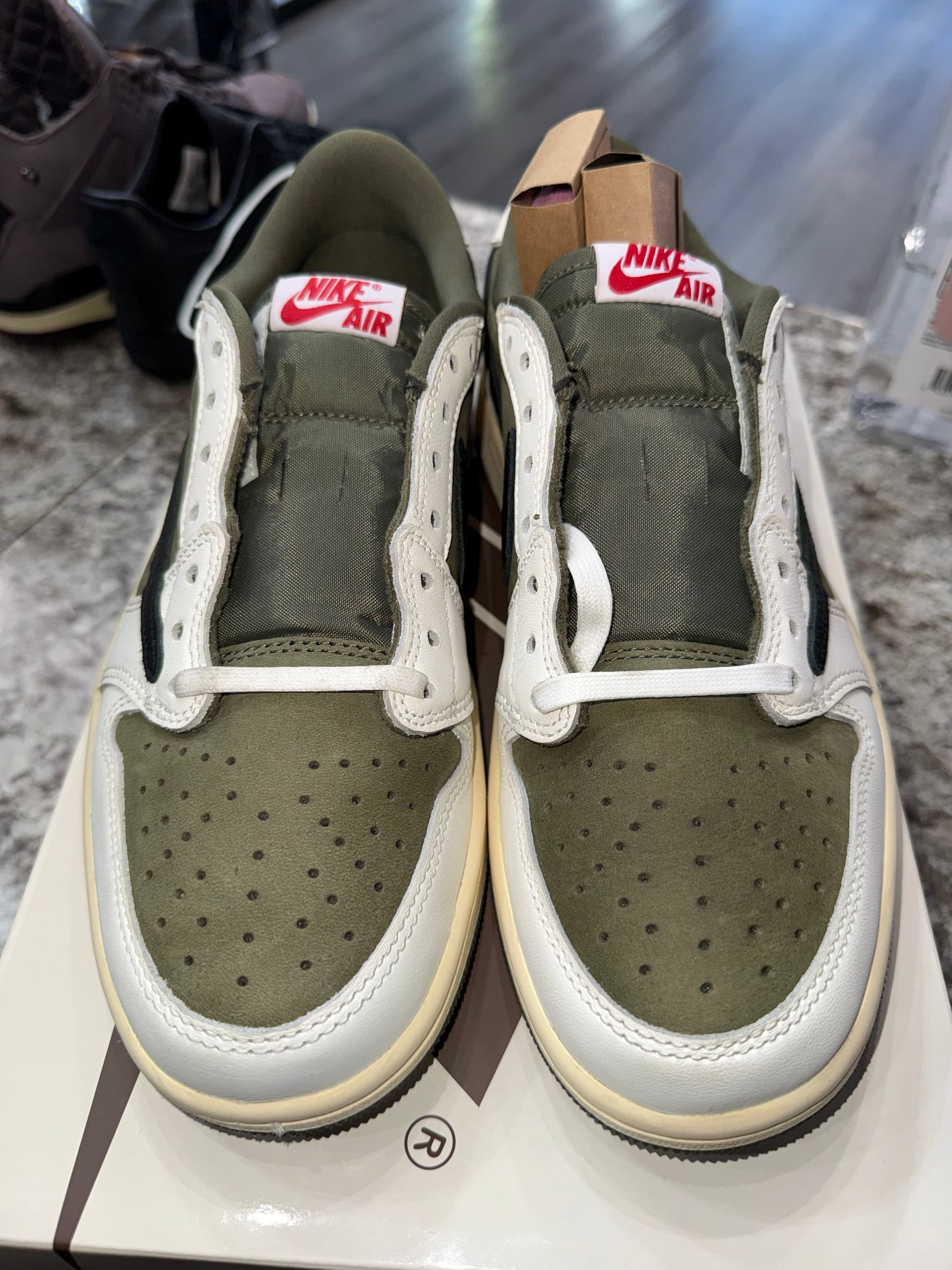Jordan 1 Retro Low OG SP Travis Scott Medium Olive