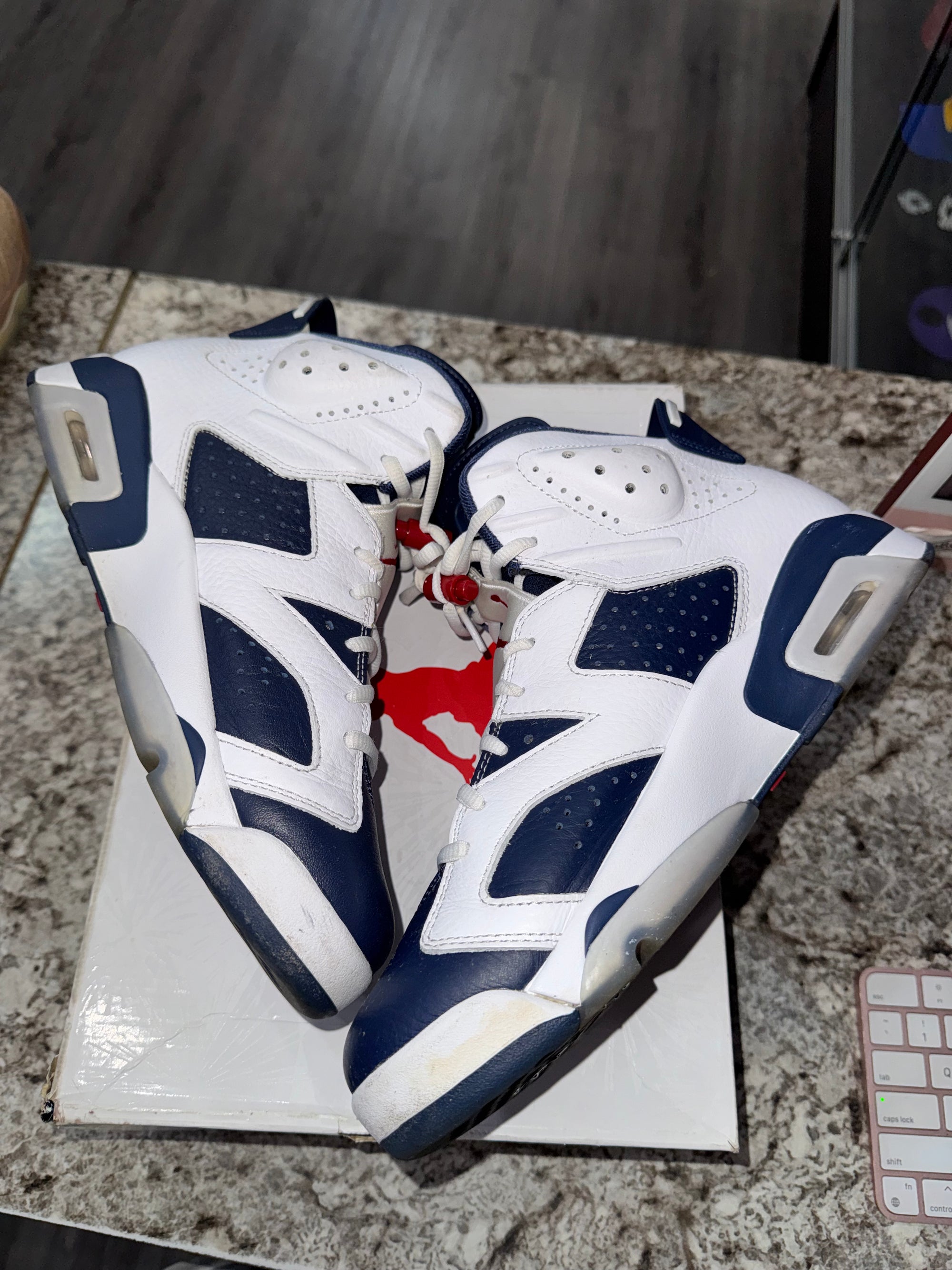 Jordan 6 Retro Olympic (2024)