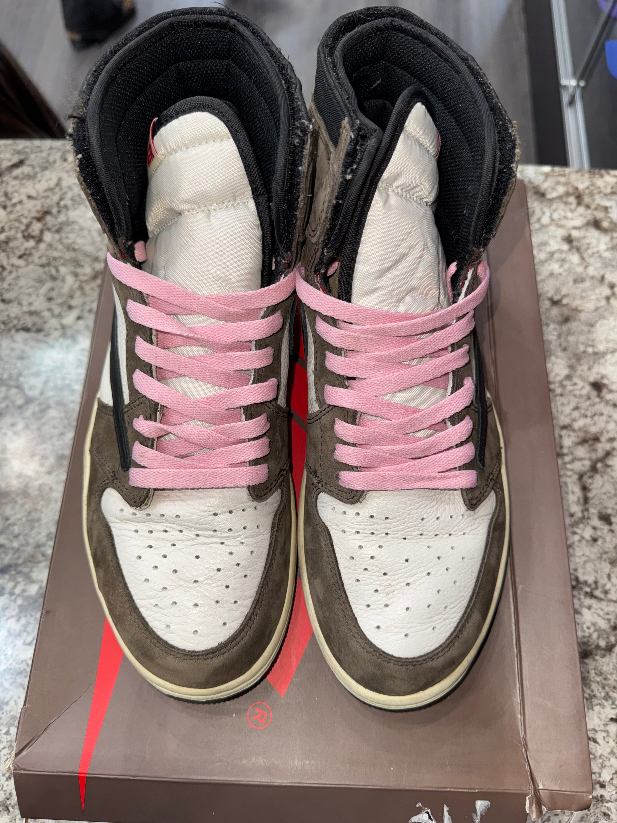 Jordan 1 Retro High OG SP Travis Scott Mocha