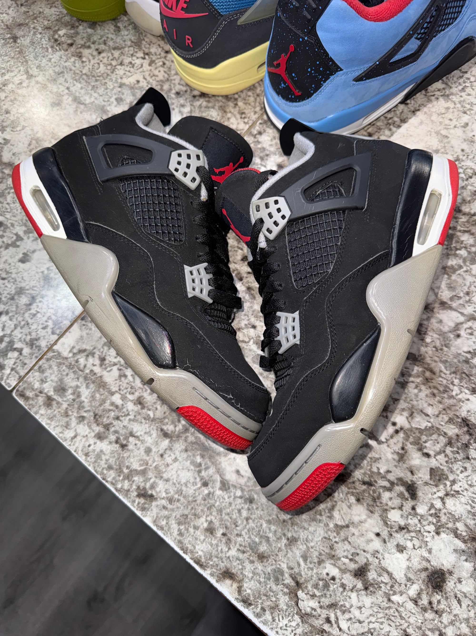 Jordan 4 Retro Bred (2019)