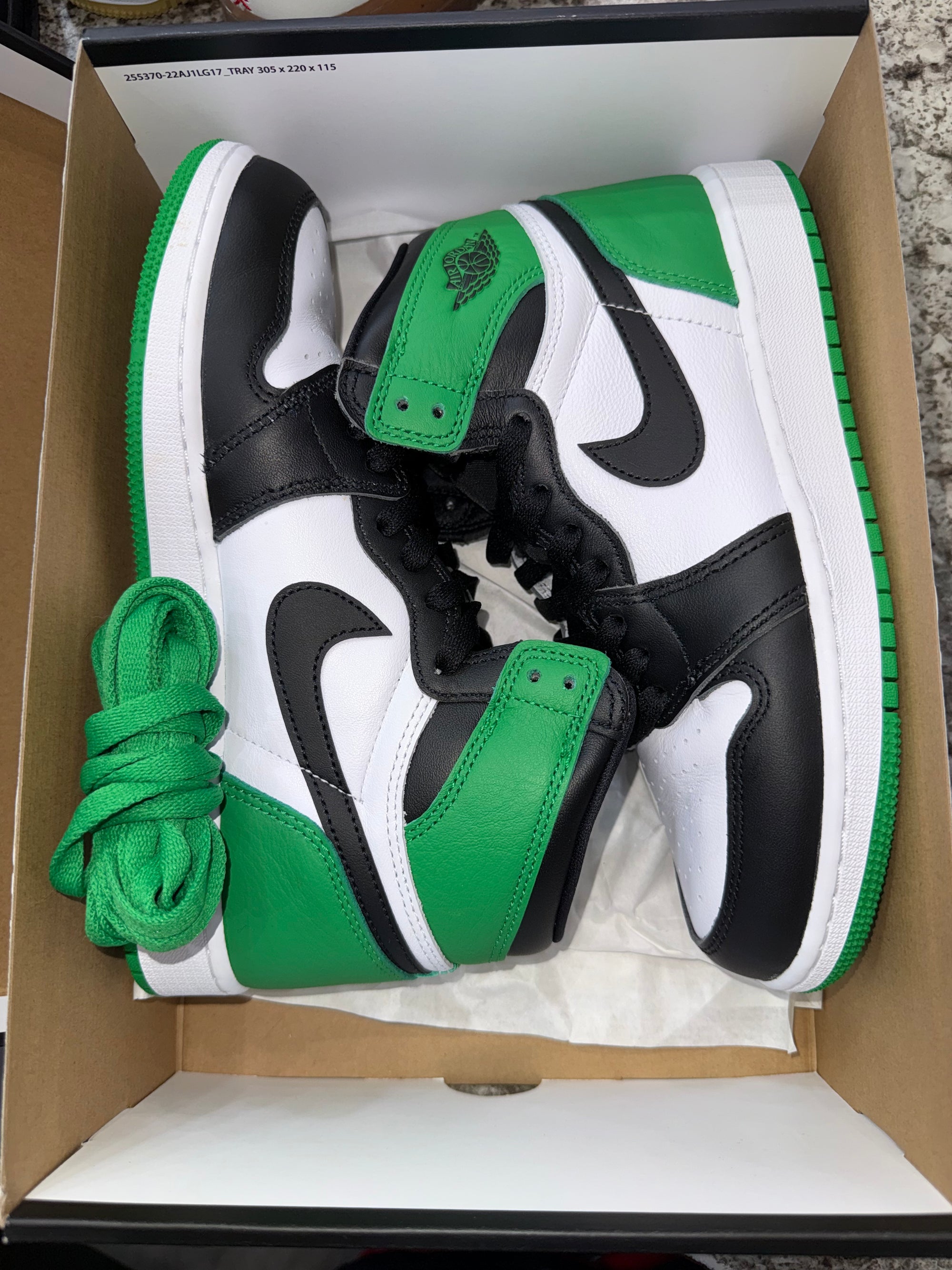 Jordan 1 Retro High OG Lucky Green (GS)