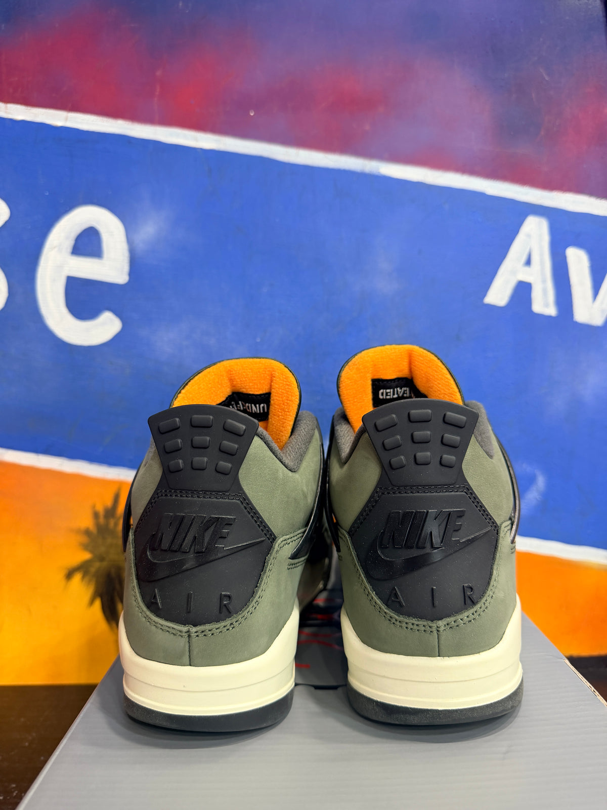 Jordan 4 Retro OG SP Undefeated (2025)