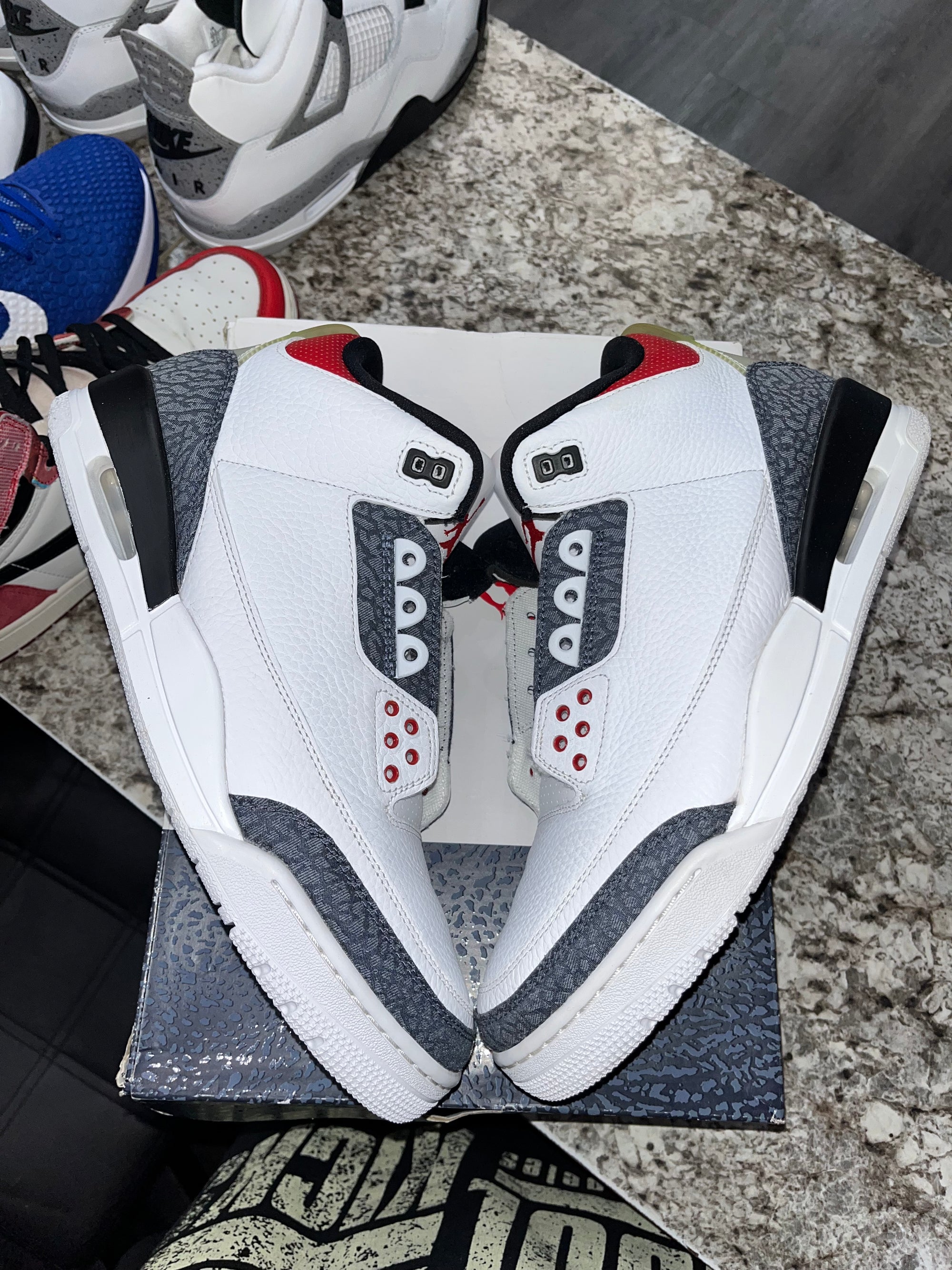 Jordan 3 Retro SE Fire Red Denim (2020)
