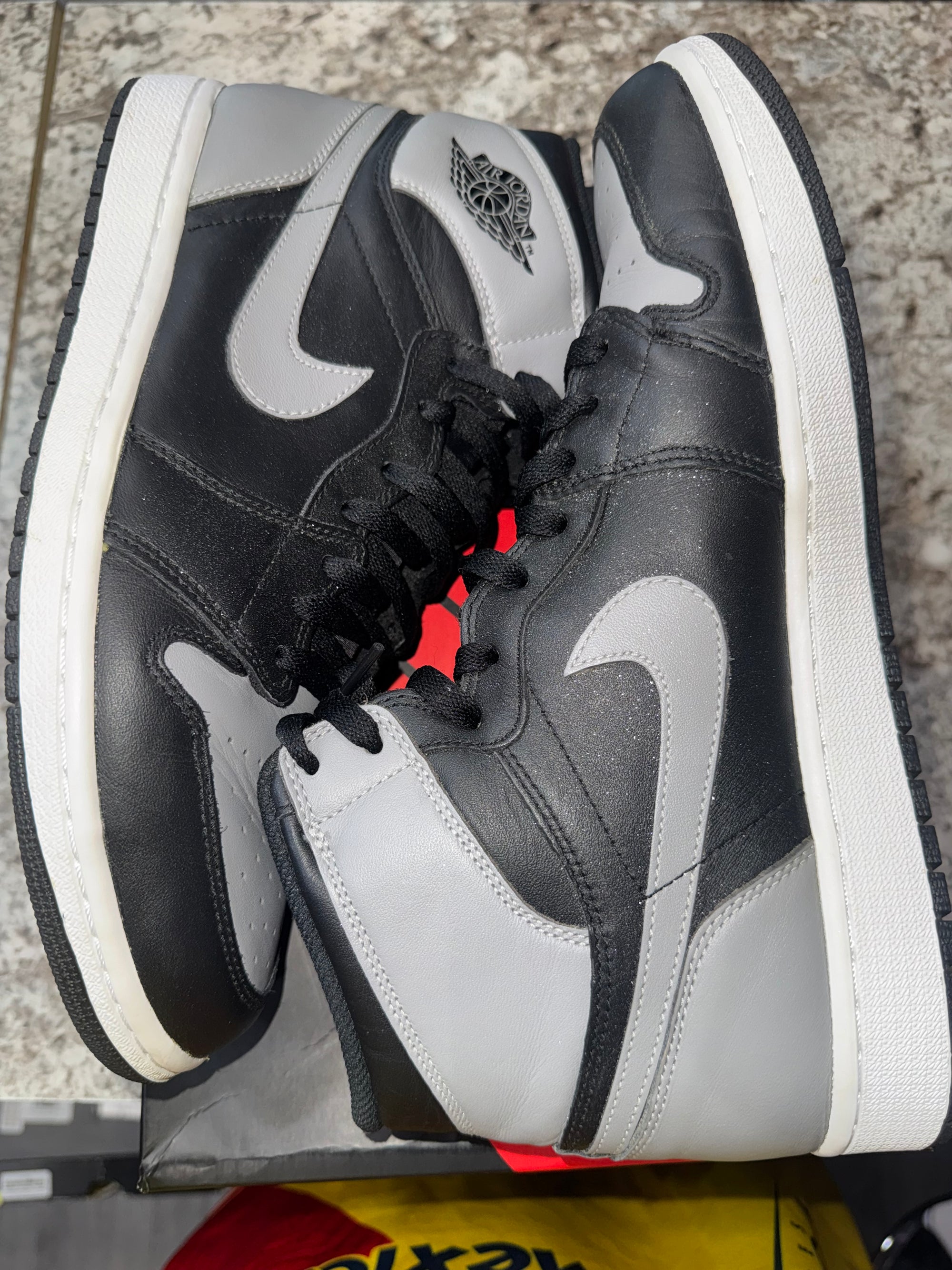 Jordan 1 Retro Shadow (2013)