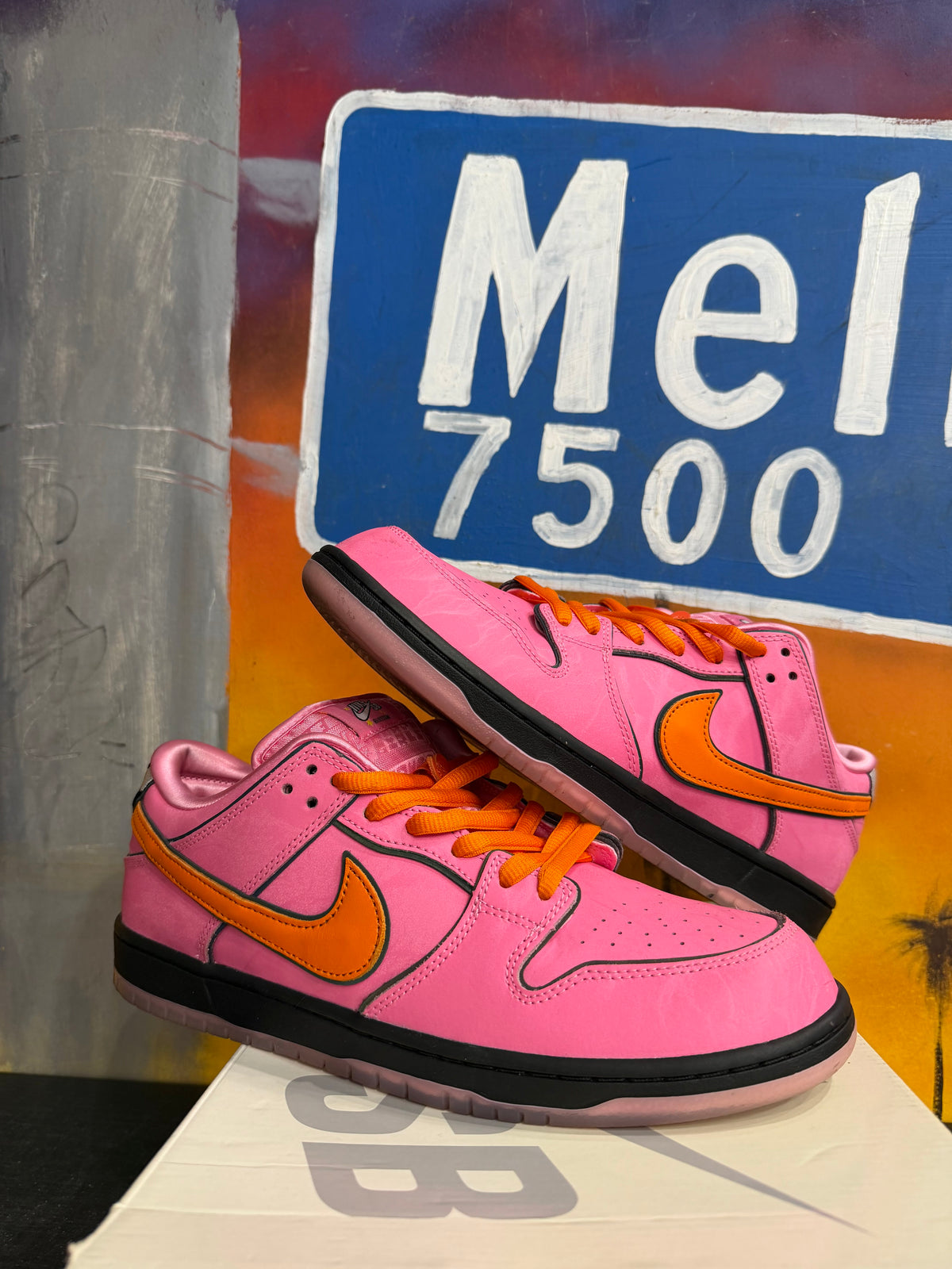 Nike SB Dunk Low The Powerpuff Girls Blossom