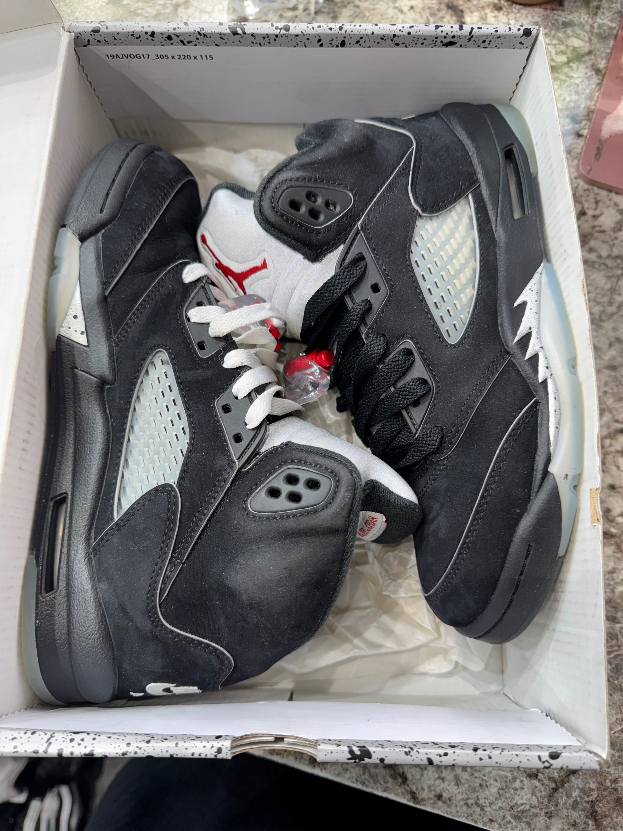 Jordan 5 Retro OG Black Metallic Reimagined (GS) (DAMAGED BOX)