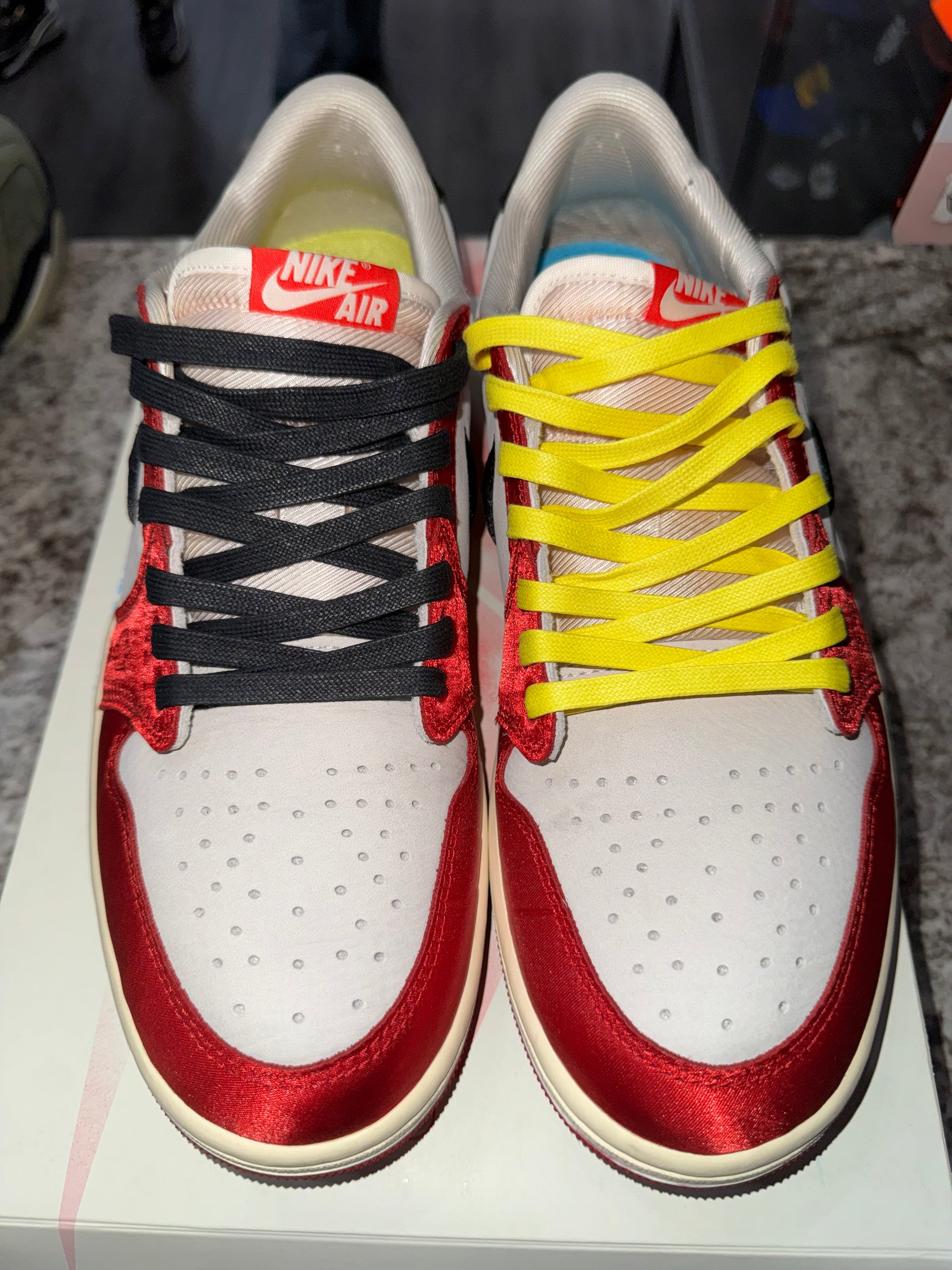Jordan 1 Retro Low OG Trophy Room Rookie Card Away