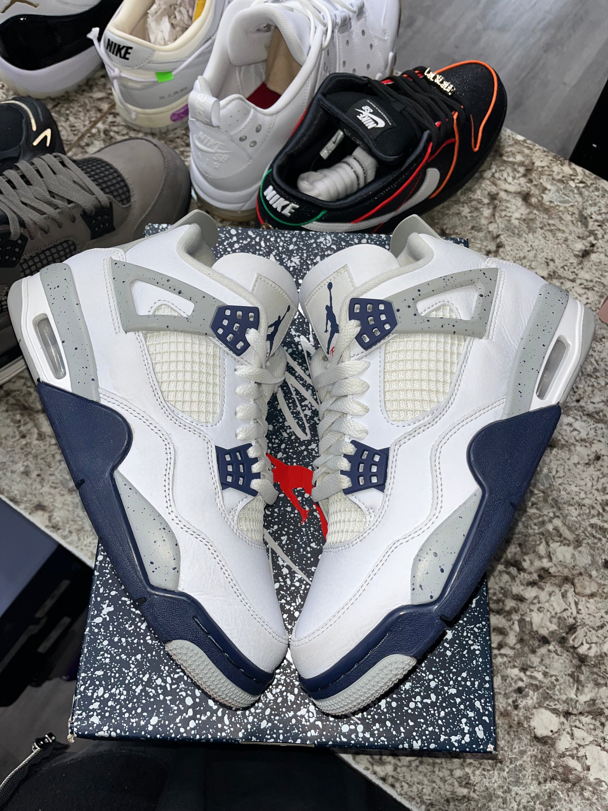 Jordan 4 Retro Midnight Navy