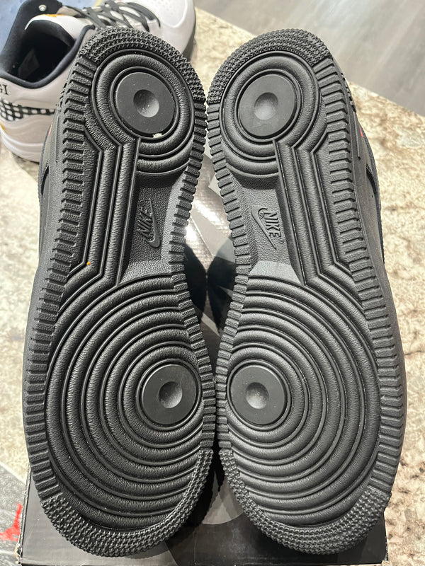 Nike Air Force 1 Low Supreme Black