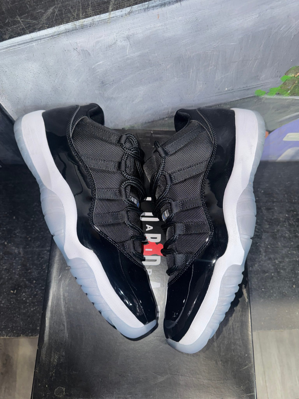 Jordan 11 Retro Low Space Jam