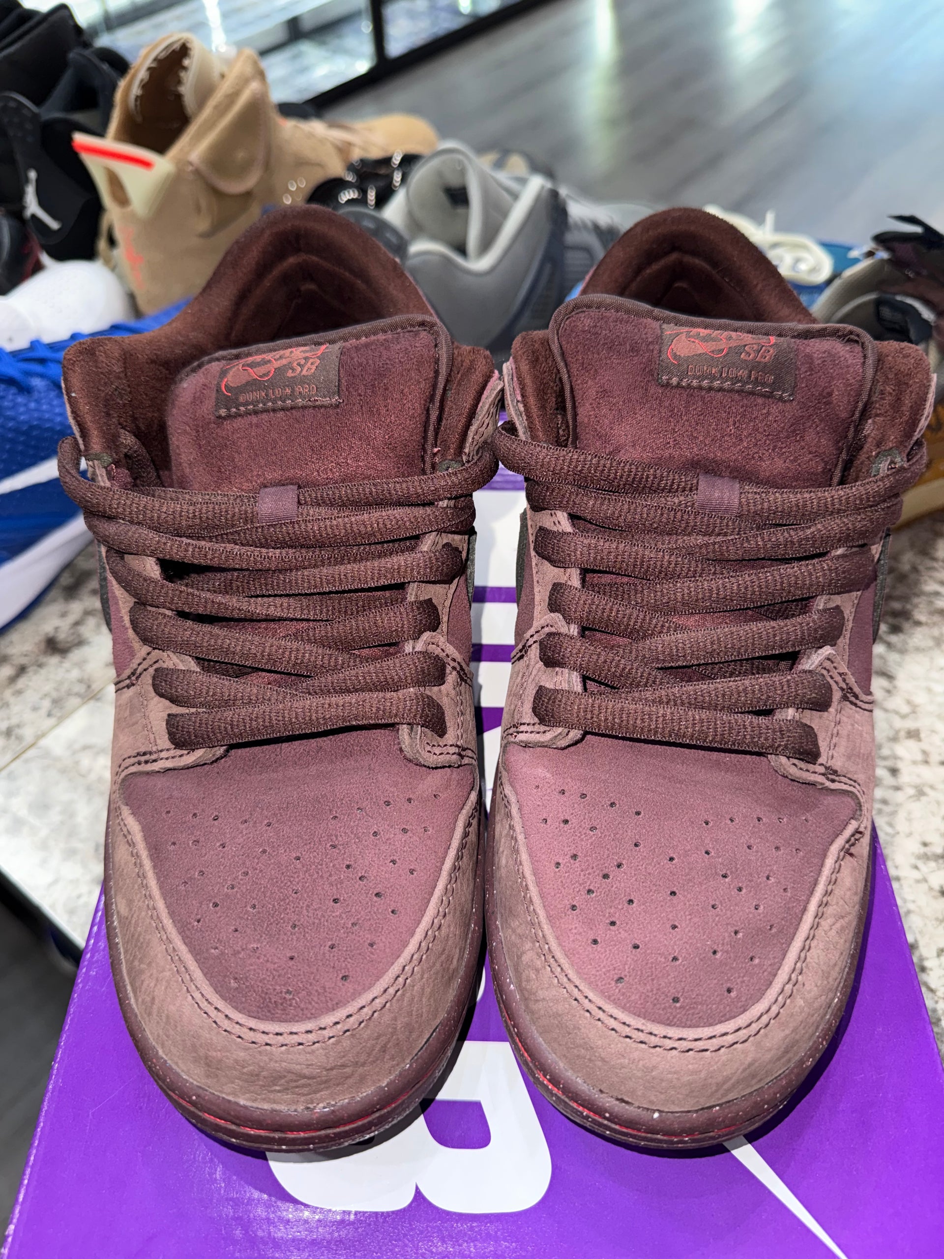 Nike SB Dunk Low City of Love Burgundy Crush