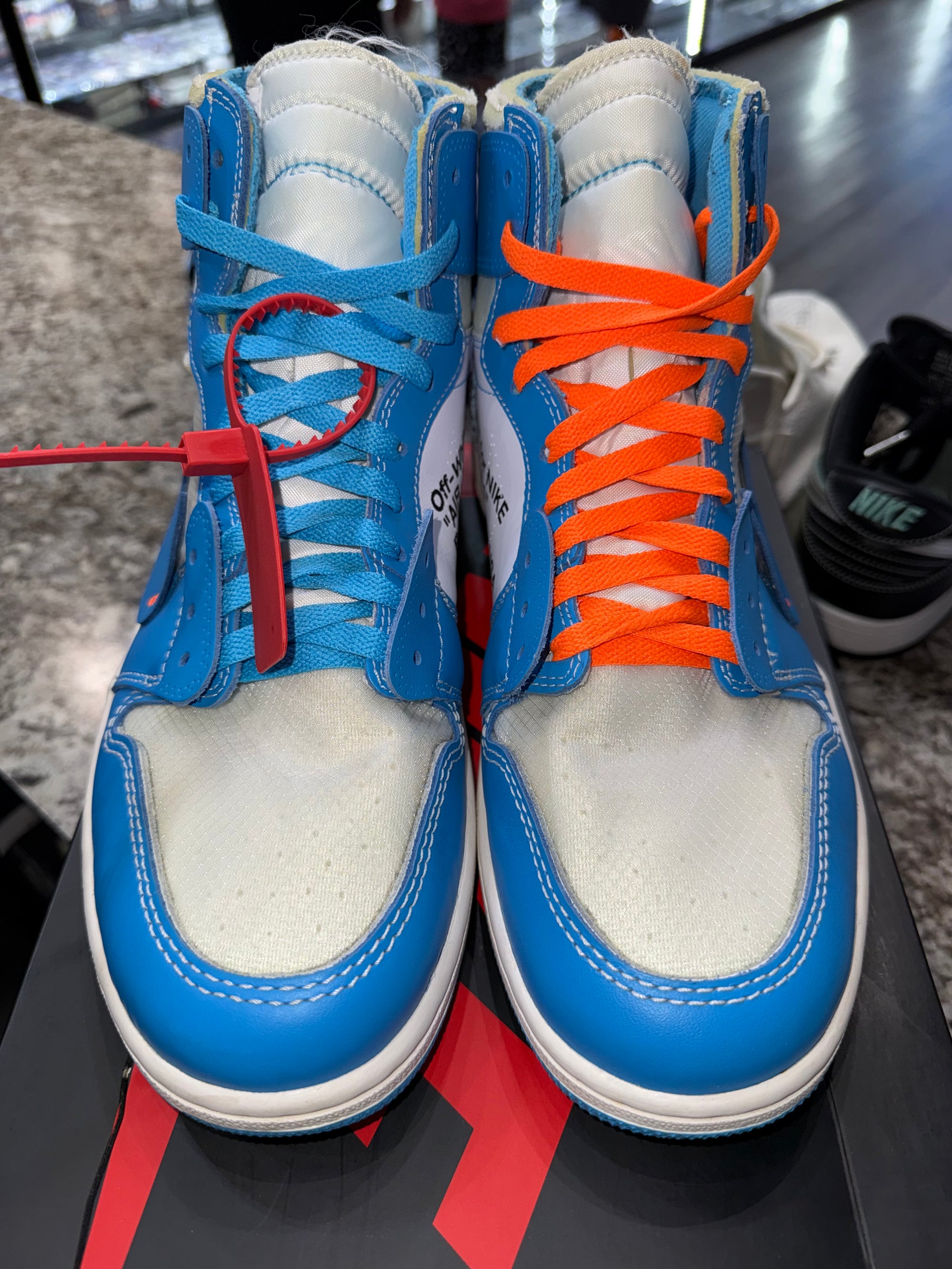 Jordan 1 Retro High Off-White University Blue