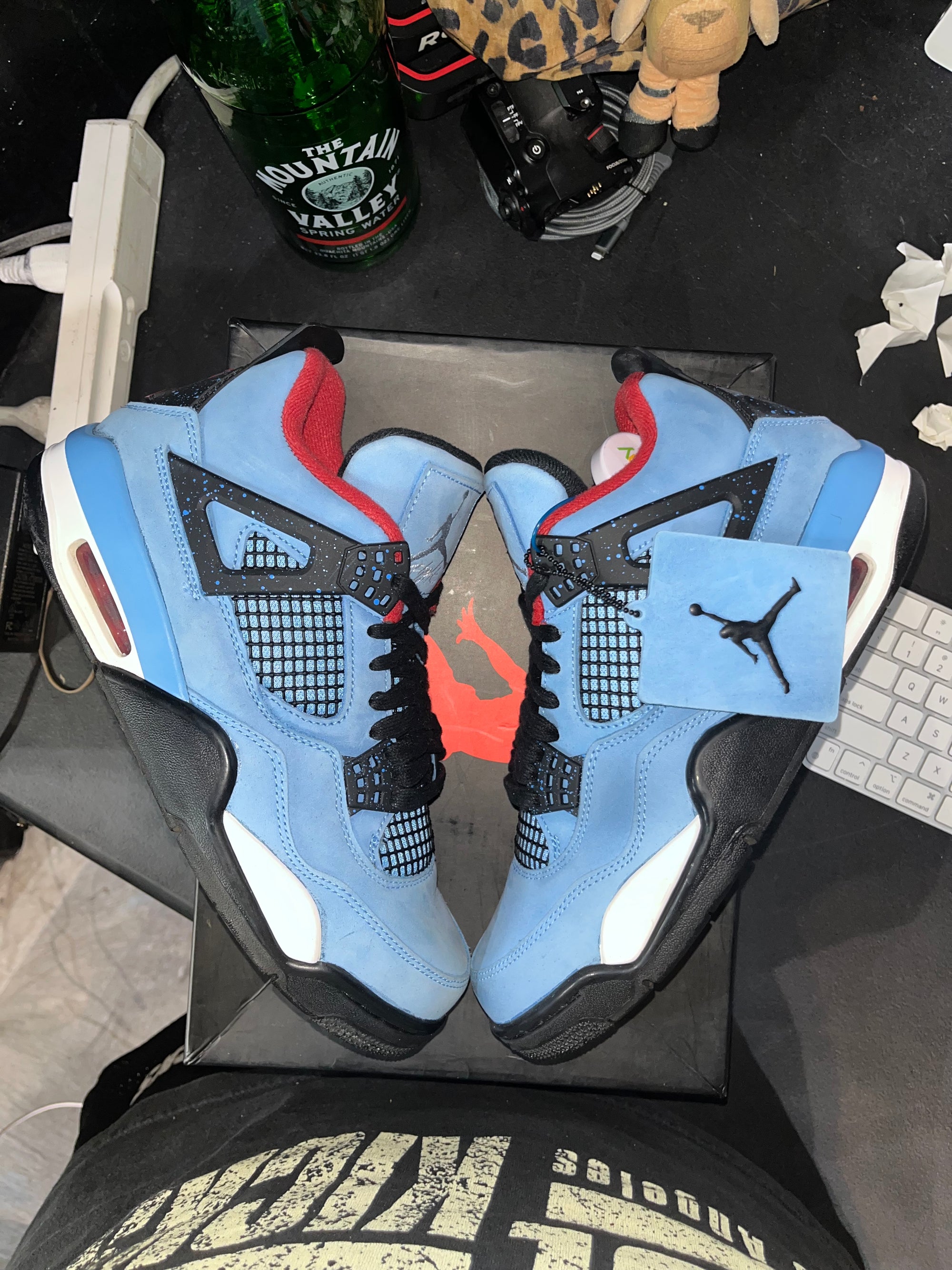 Jordan 4 Retro Travis Scott Cactus Jack
