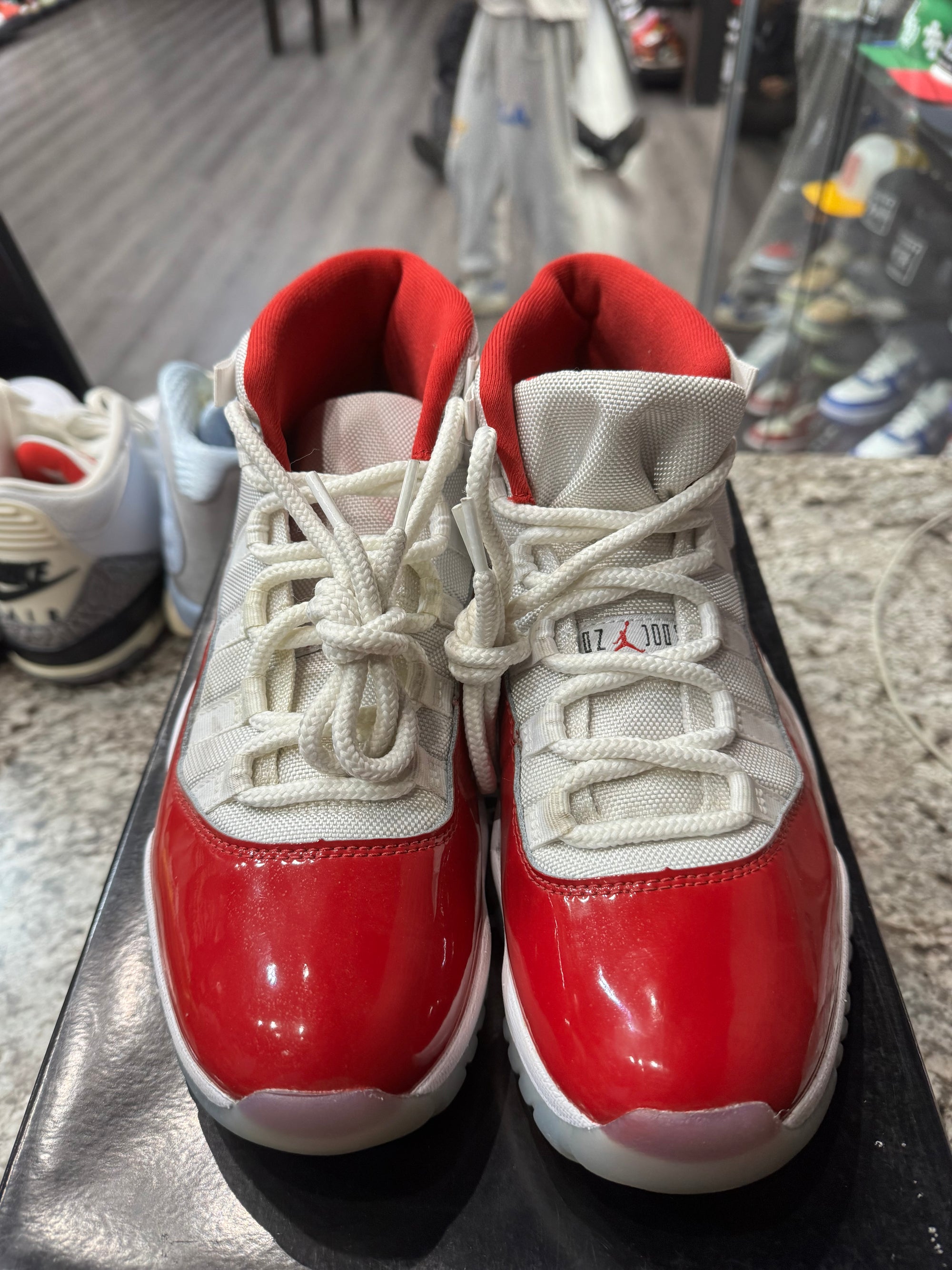 Jordan 11 Retro Cherry (2022)